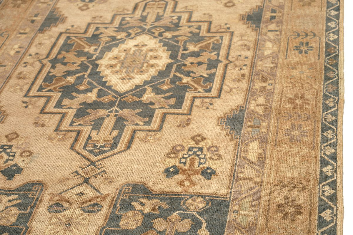 Thumbnail 13 for Antique Turkey Traditional Rug 92982