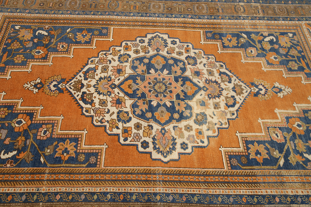 Thumbnail 6 for Antique Turkey Traditional Rug 92989