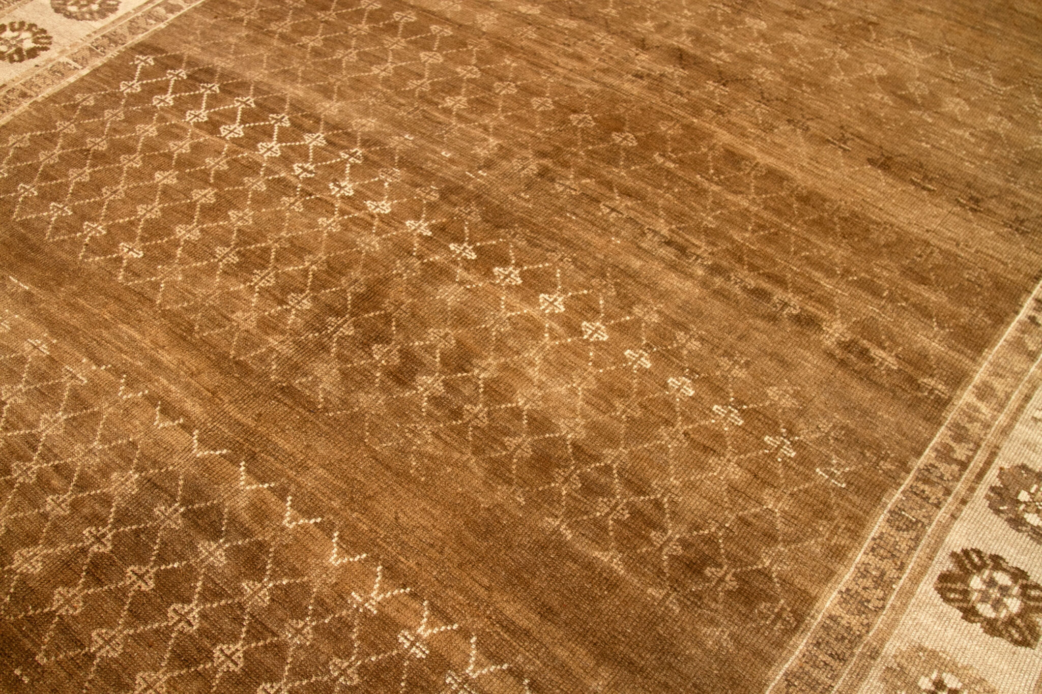 Thumbnail 10 for Antique Turkey Traditional Rug 92683