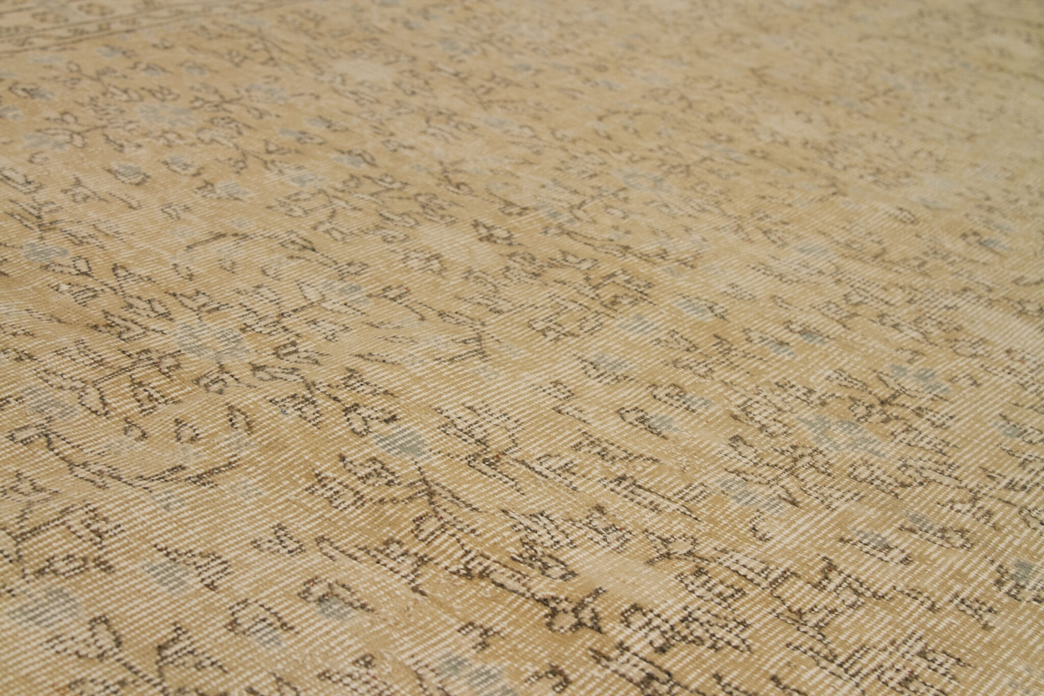 Thumbnail 11 for Antique Turkey Traditional Rug 92744