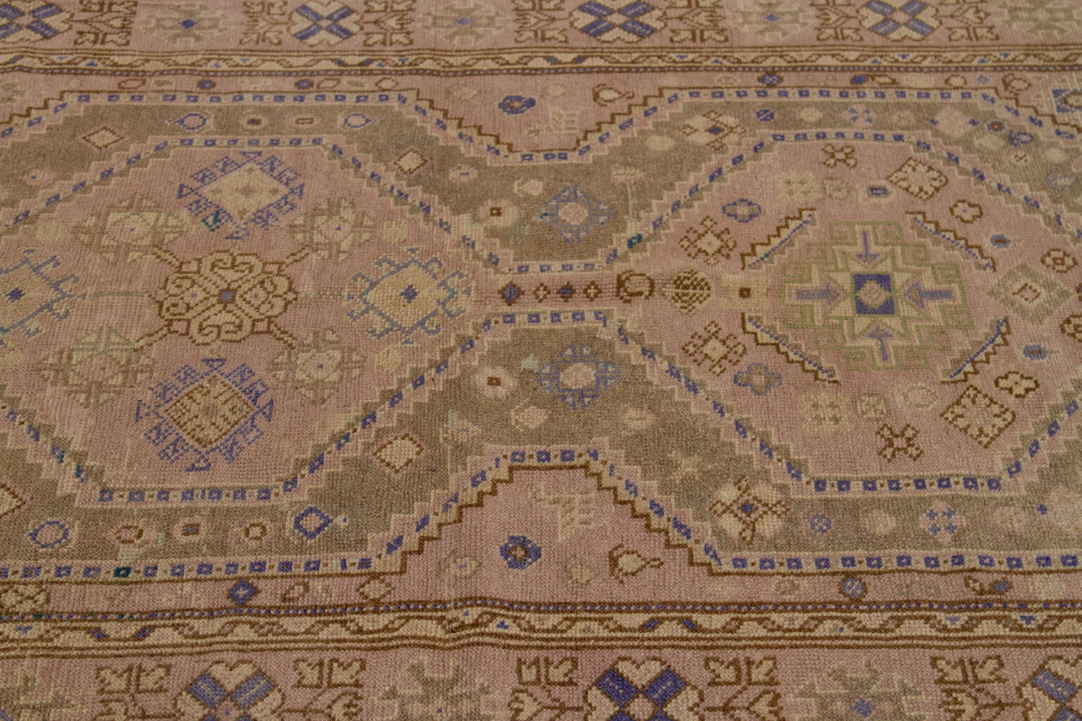 Thumbnail 11 for Antique Turkey Traditional Rug 92754