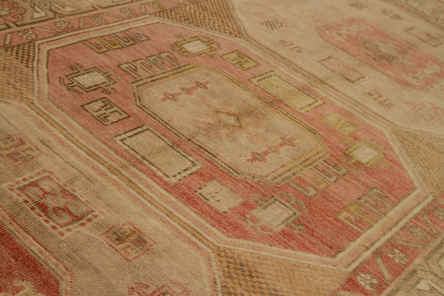 Thumbnail 11 for Antique Turkey Traditional Rug 92832