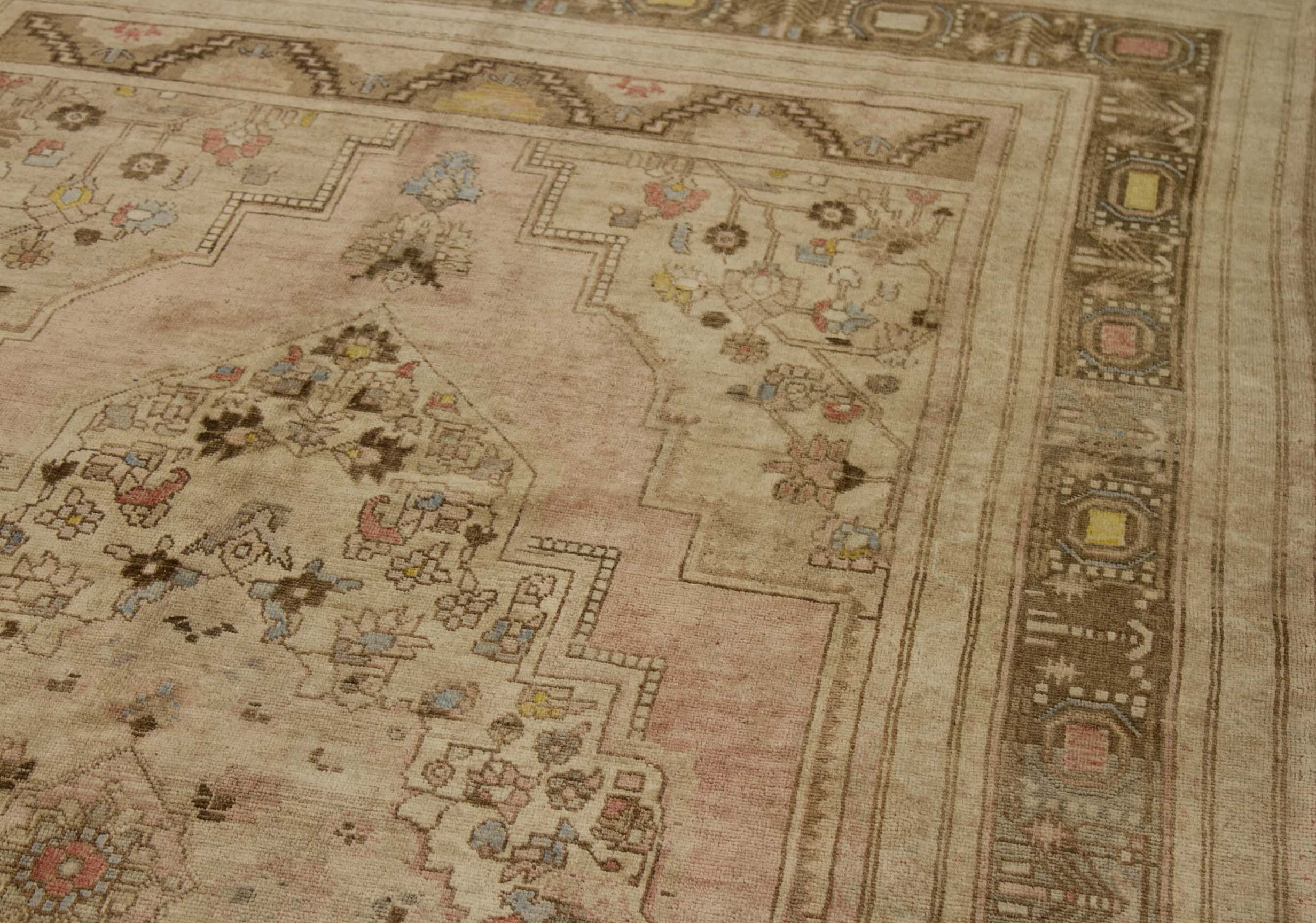 Thumbnail 10 for Antique Turkey Traditional Rug 92804