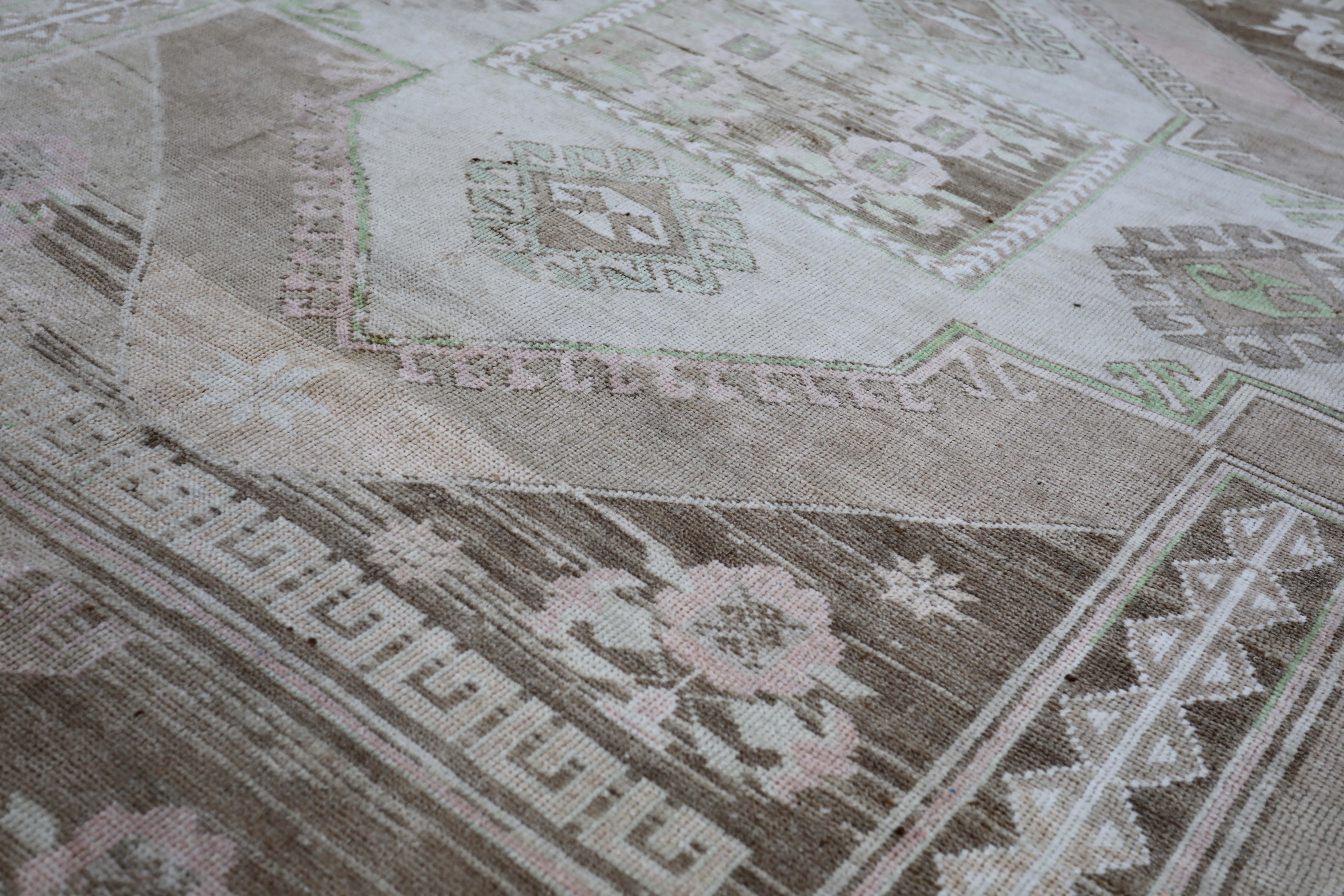 Thumbnail 4 for Antique Turkey Traditional Rug 93018