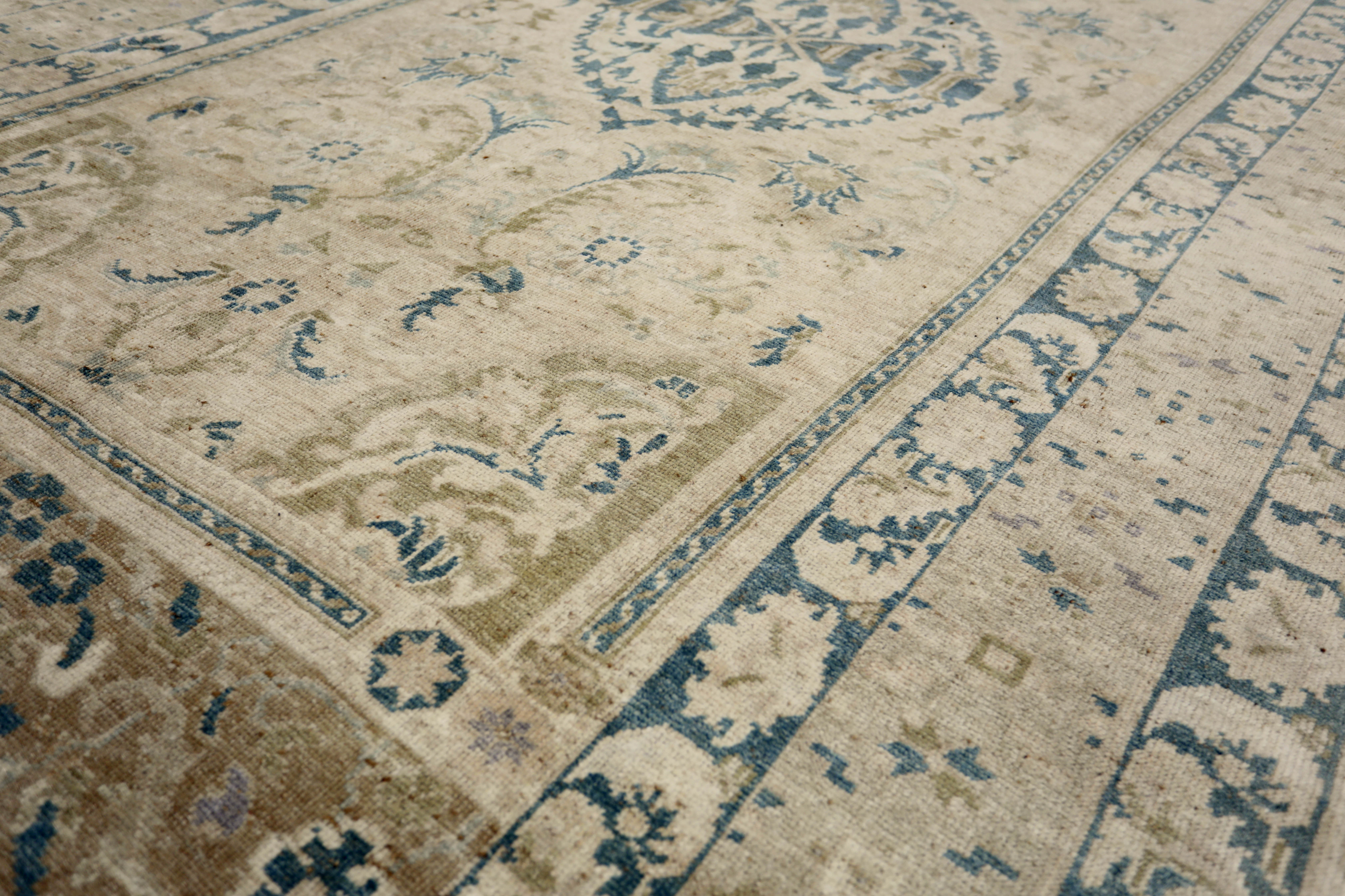 Thumbnail 3 for Antique Turkey Traditional Rug 93099