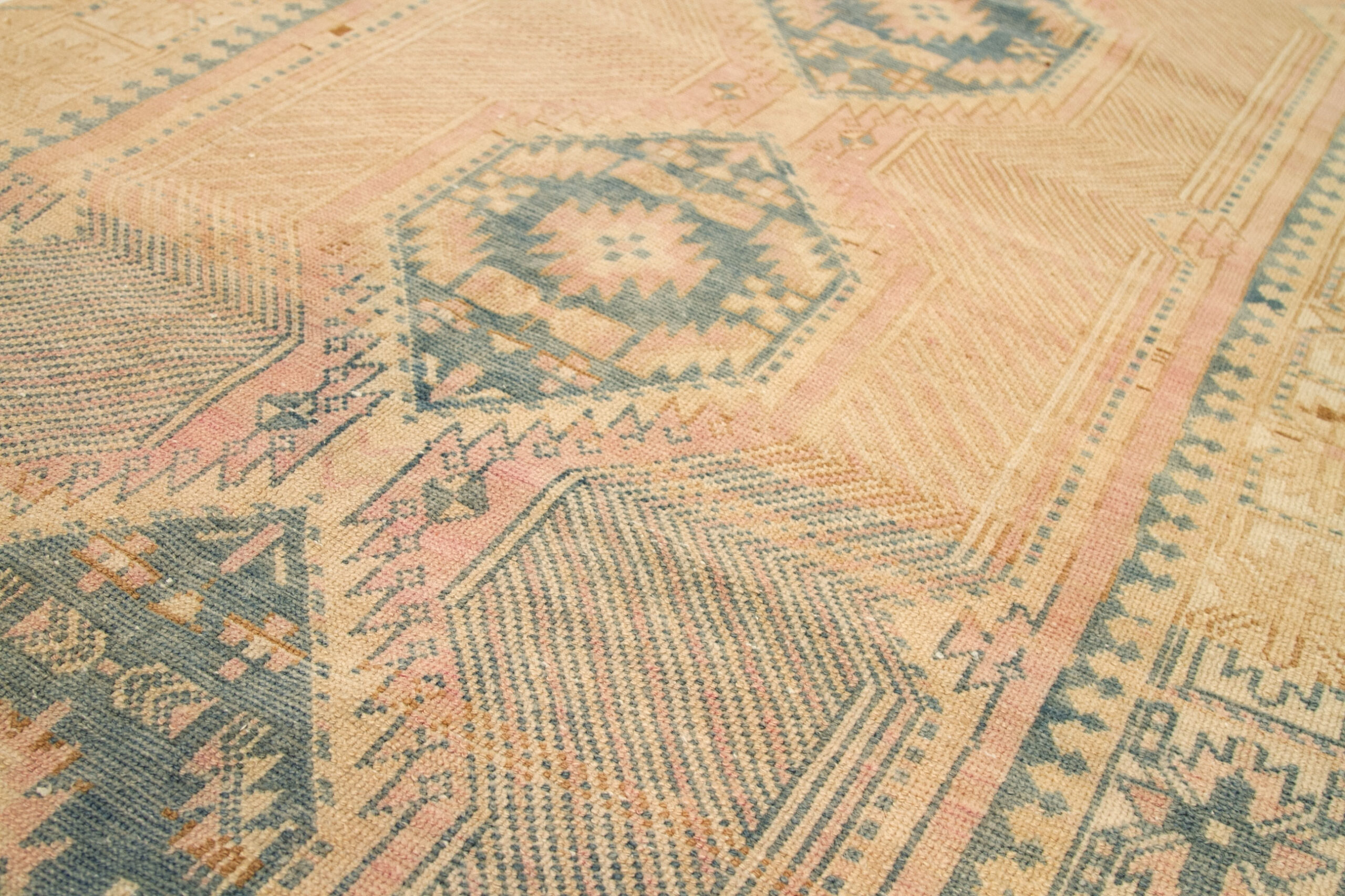 Thumbnail 7 for Antique Turkey Traditional Rug 92690