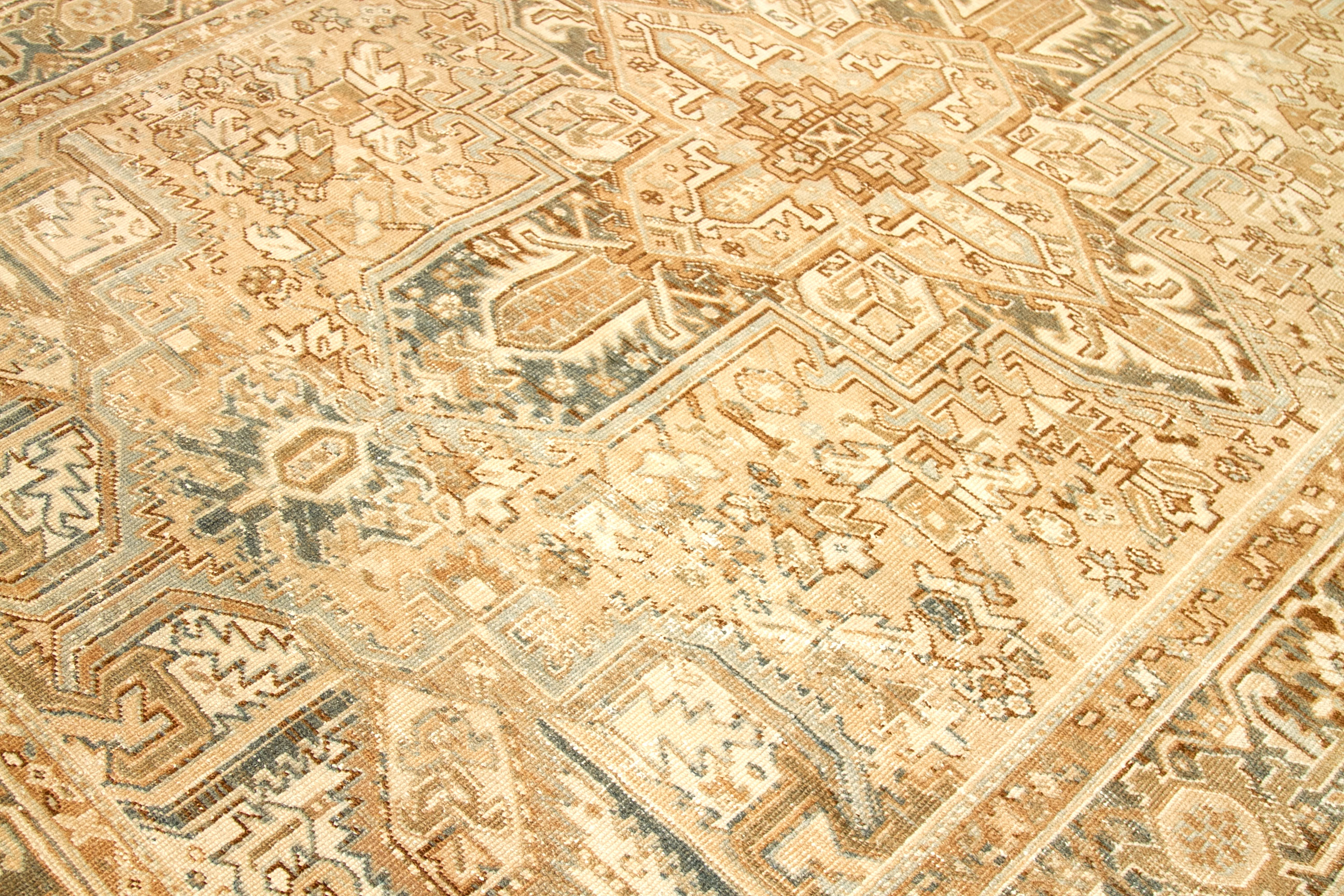 Thumbnail 2 for Antique Persian Heriz Traditional Rug 92701