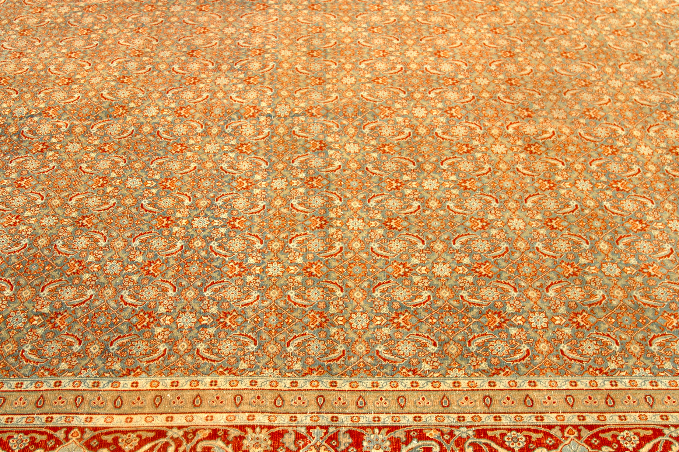 Thumbnail 4 for Antique Persian Tabriz Traditional Rug 92703