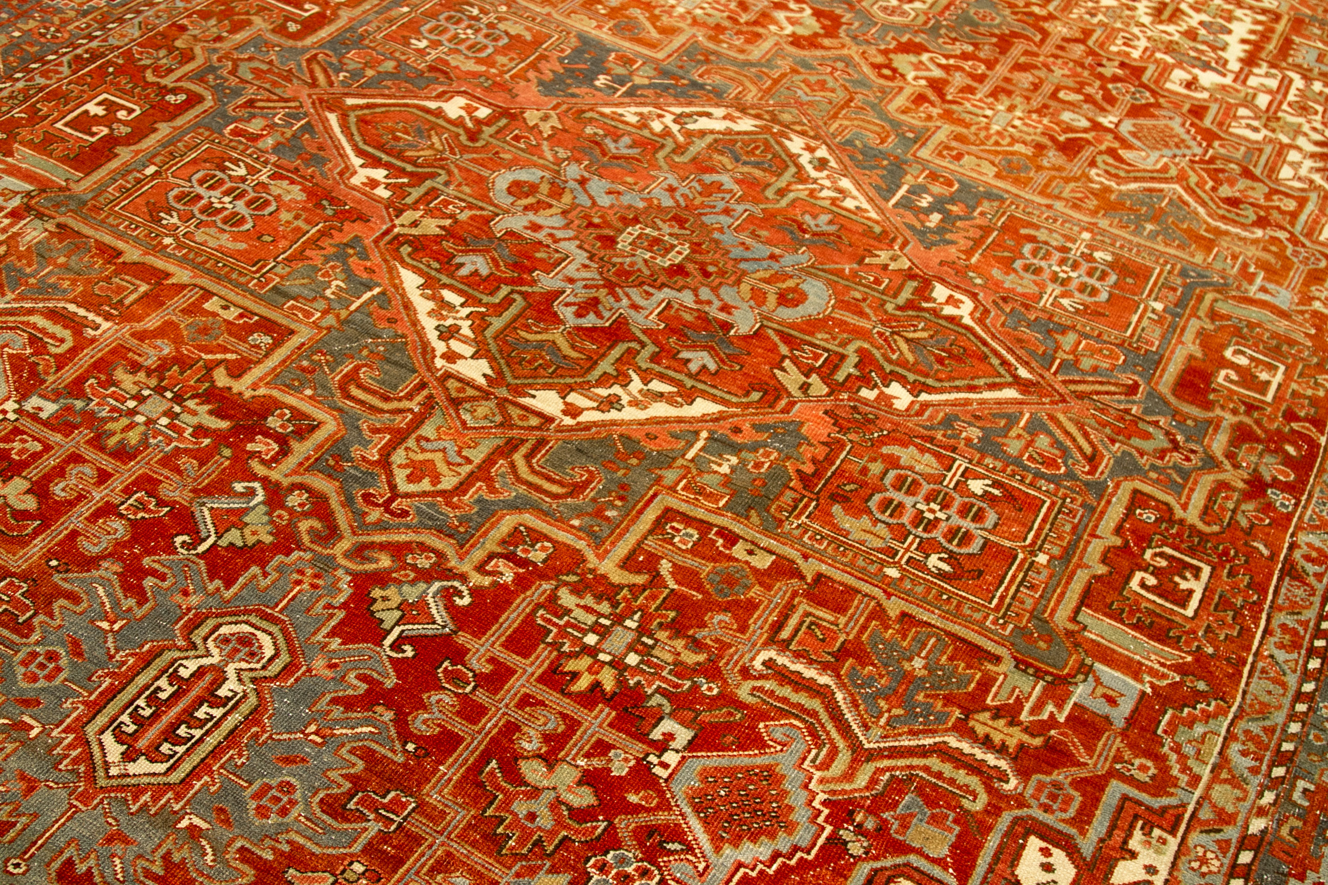 Thumbnail 2 for Antique Persian Heriz Traditional Rug 92707