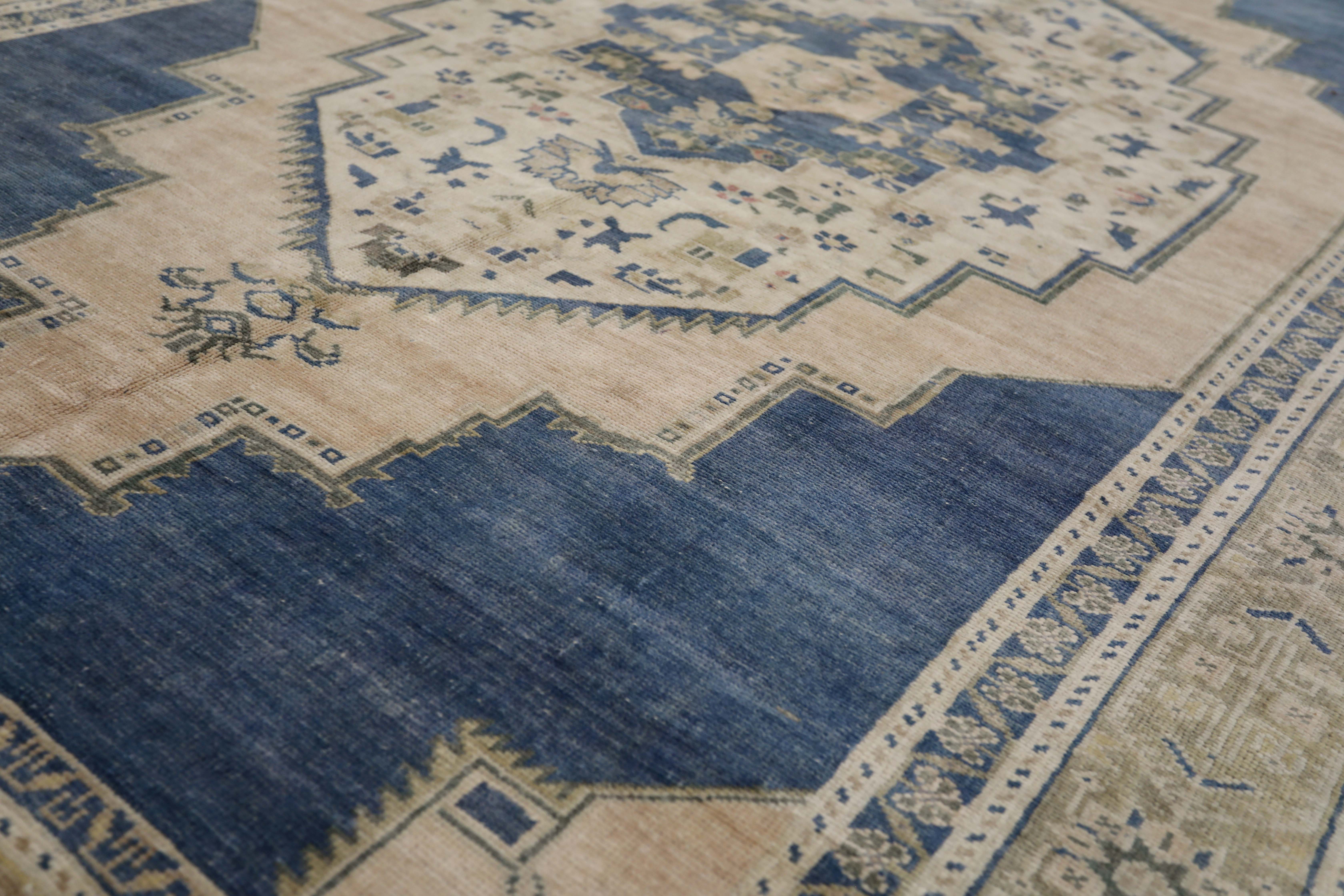 Thumbnail 5 for Antique Turkey Traditional Rug 93110