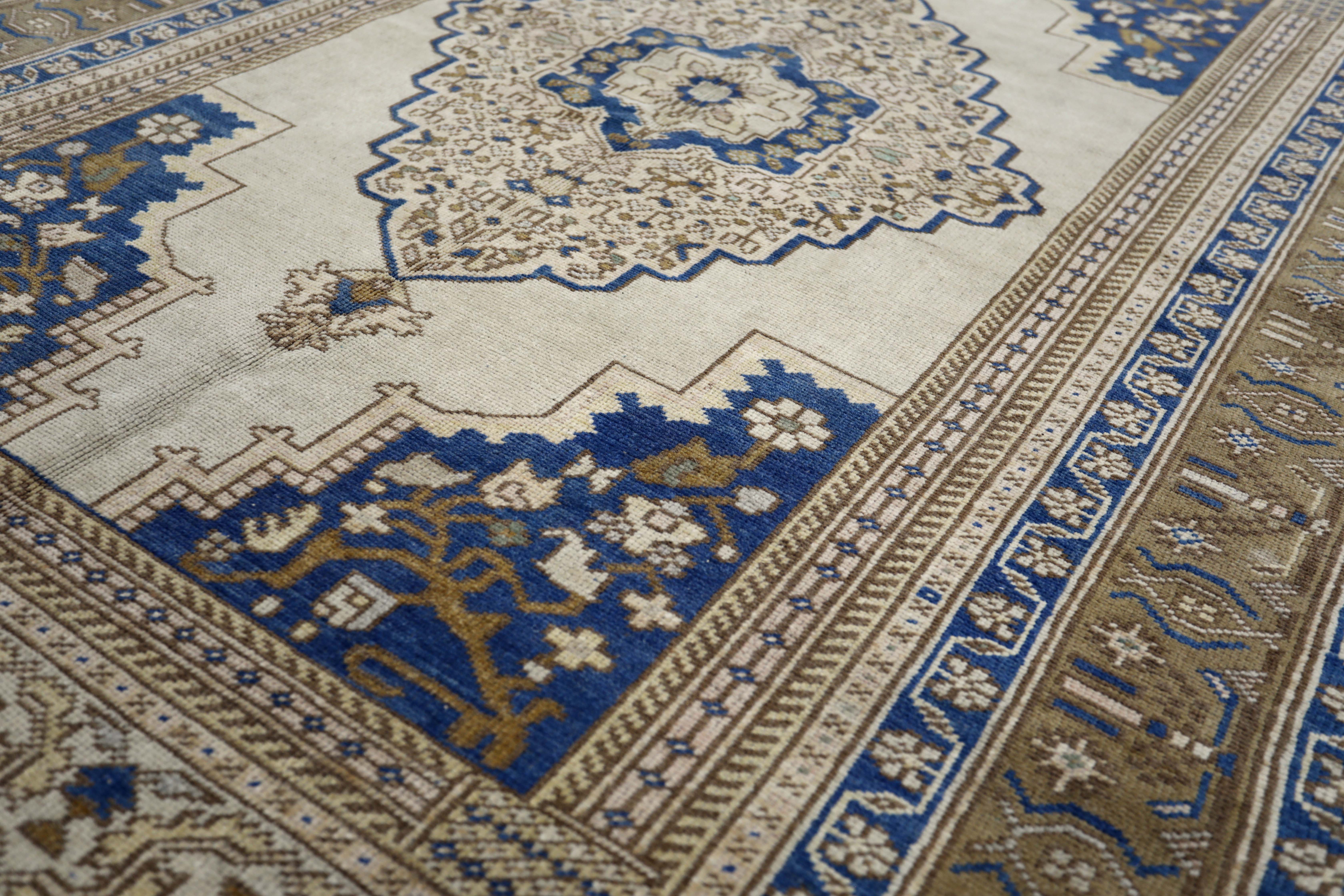 Thumbnail 9 for Antique Turkey Traditional Rug 93118