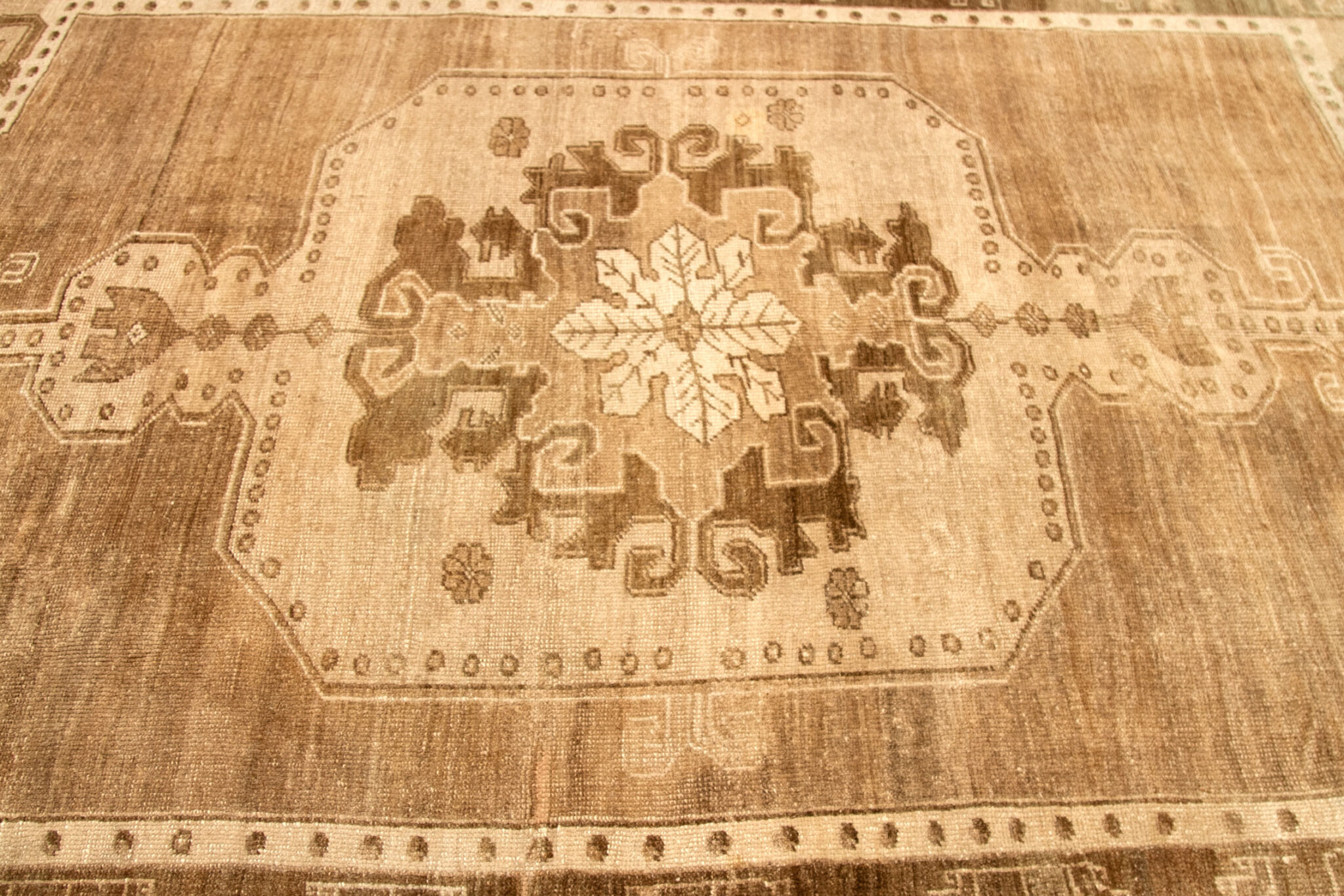 Thumbnail 15 for Antique Turkey Traditional Rug 92675