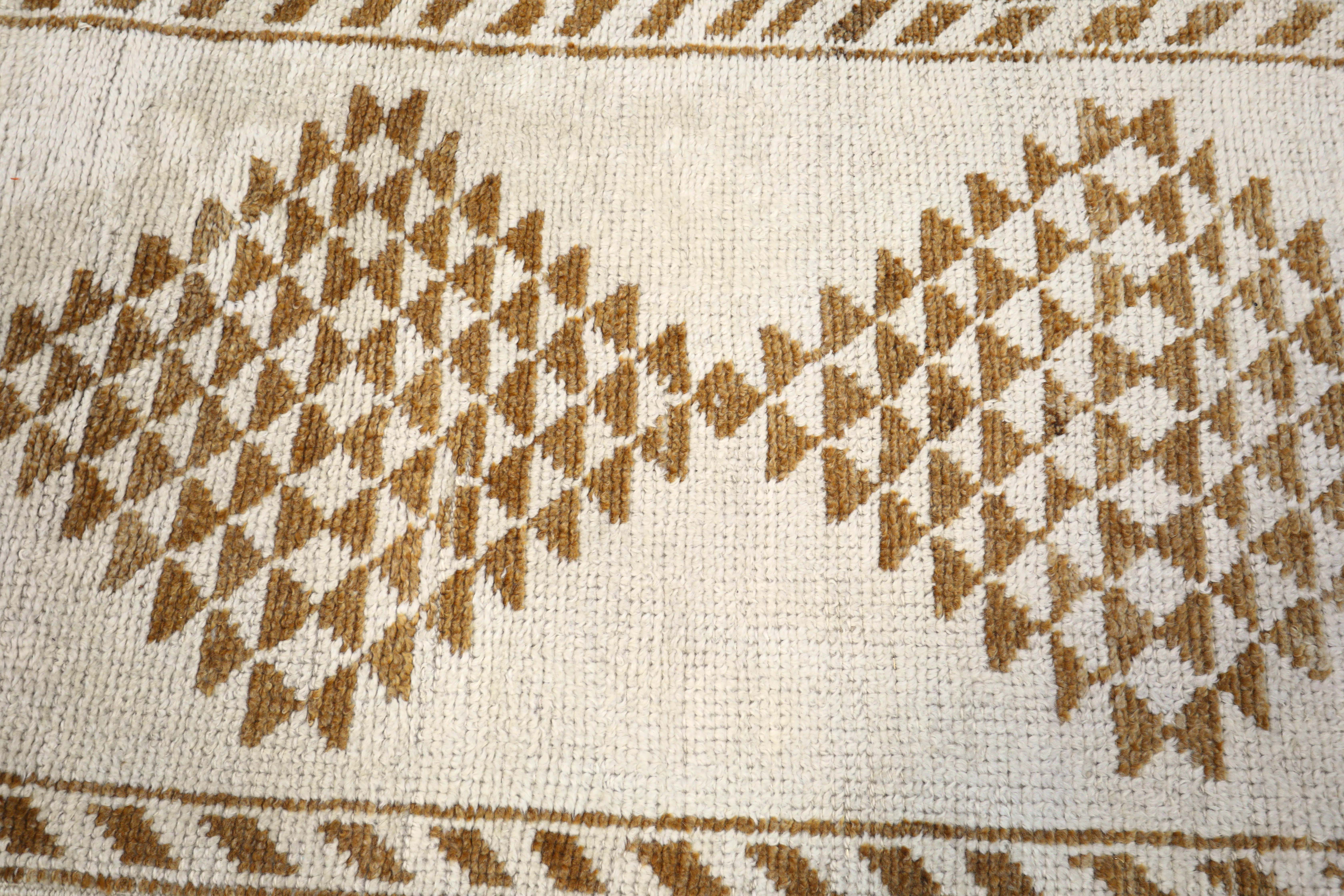 Thumbnail 2 for Antique Turkey Traditional Rug 93195