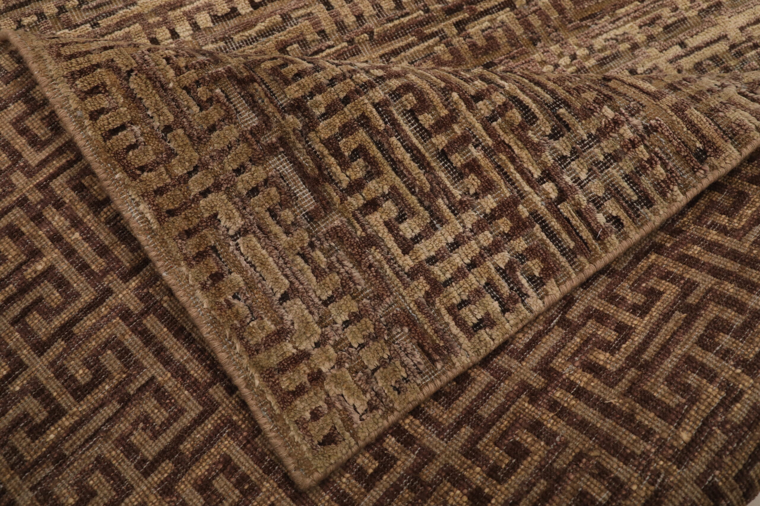 Thumbnail 10 for India Modern / Contemporary Rug 94206