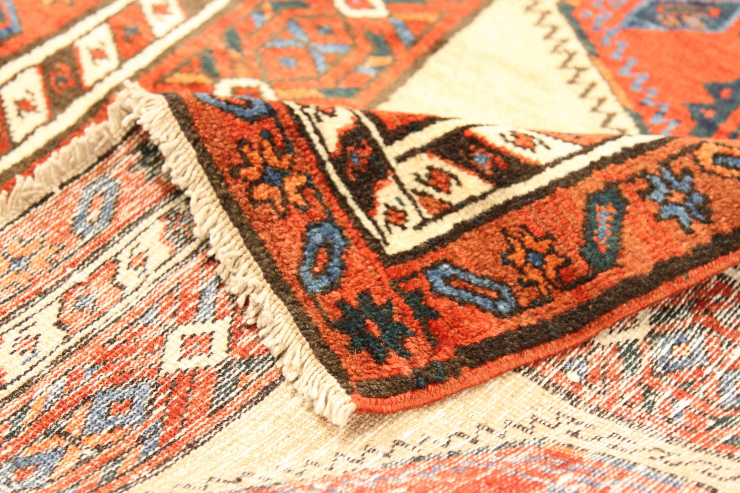 Thumbnail 3 for Antique Persian Sarab Traditional Rug 10620