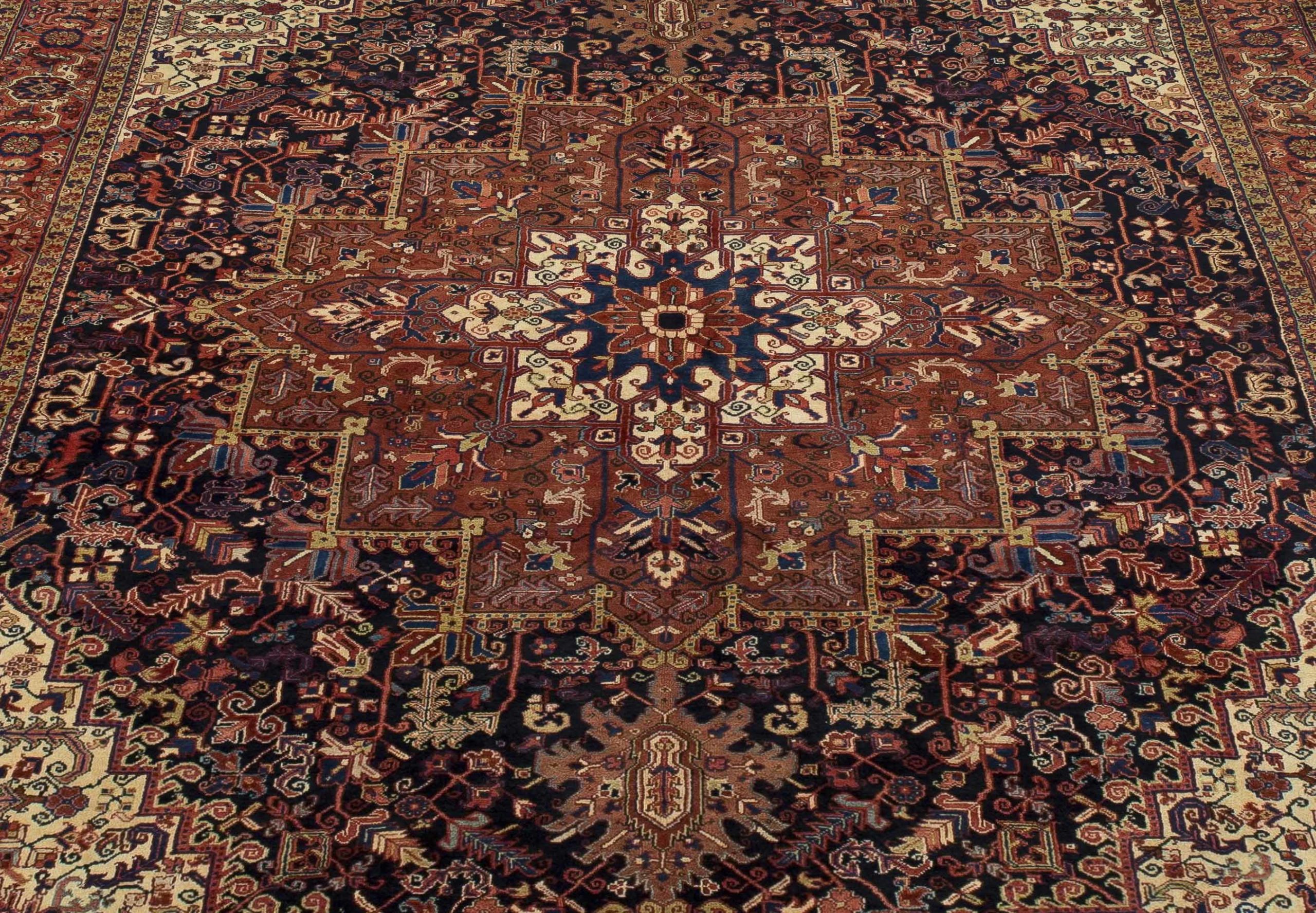 Thumbnail 13 for Antique Persian Heriz Traditional Rug 10649