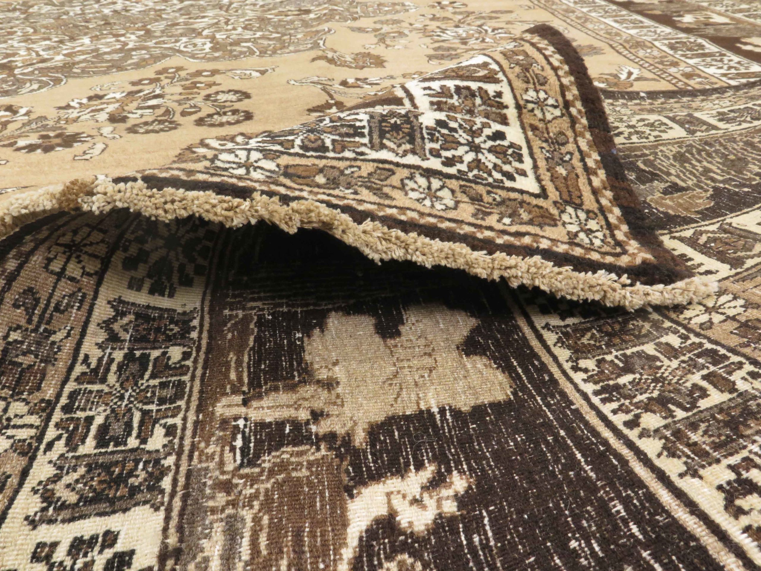 Thumbnail 7 for Antique Persian Semnan Traditional Rug 16201