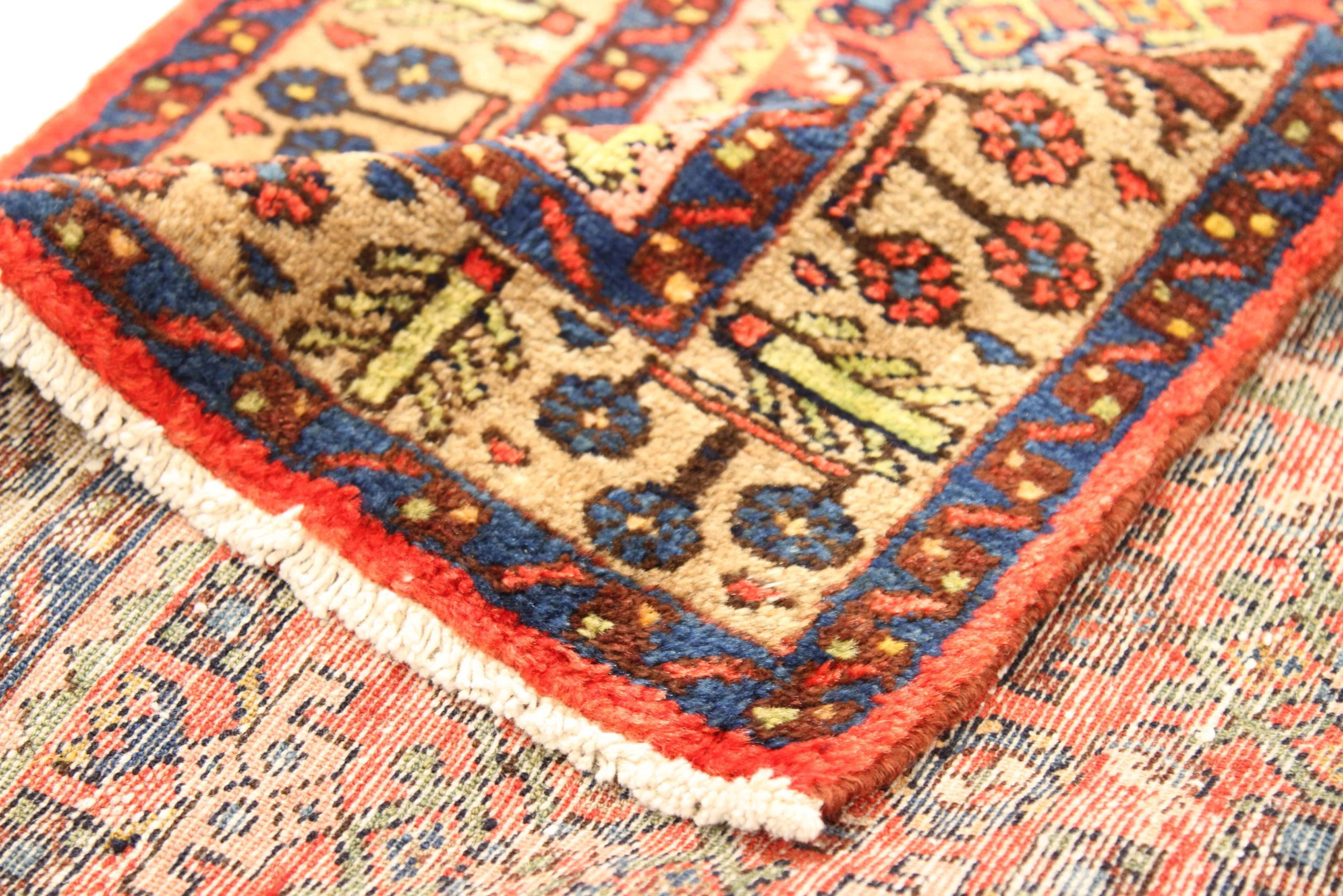 Thumbnail 4 for Antique Persian Malayer Traditional Rug 52075