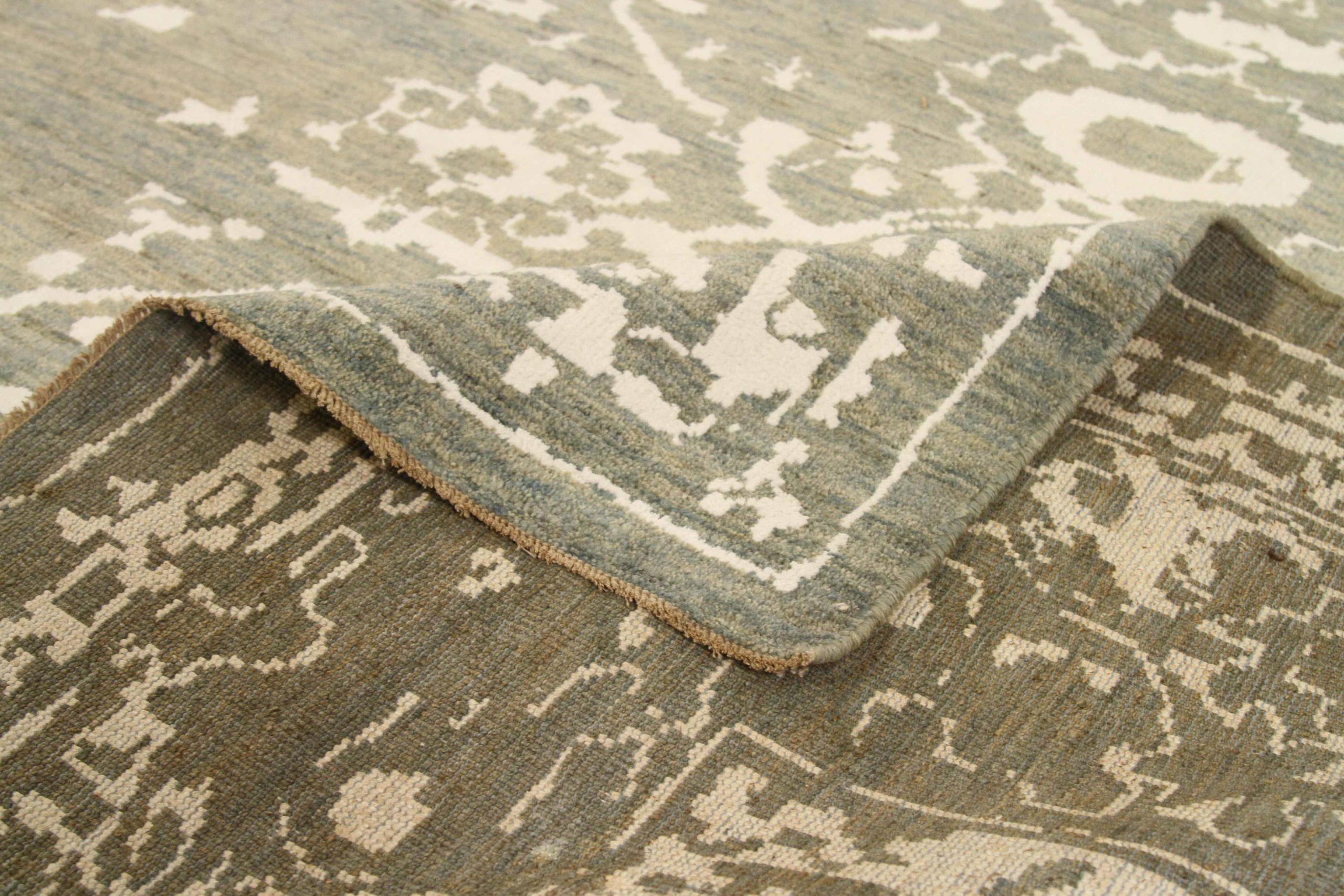 Thumbnail 7 for Persian Sultanabad Transitional Rug 66100