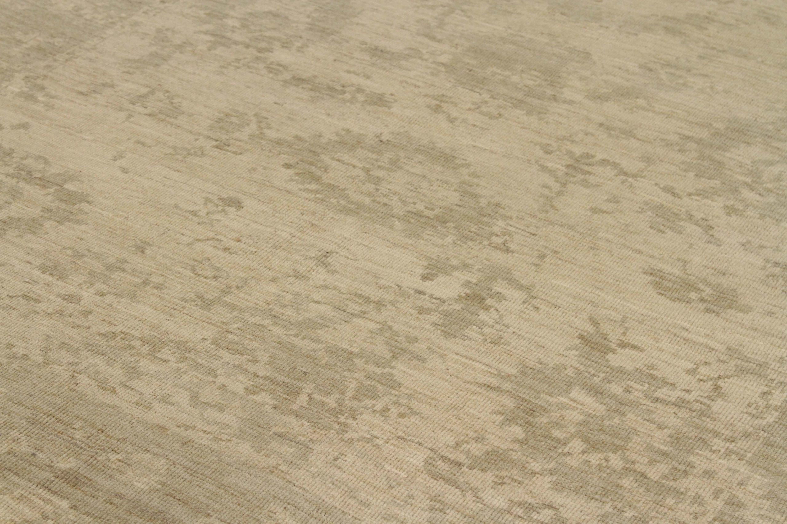 Thumbnail 5 for Persian Oushak Transitional Rug 66218