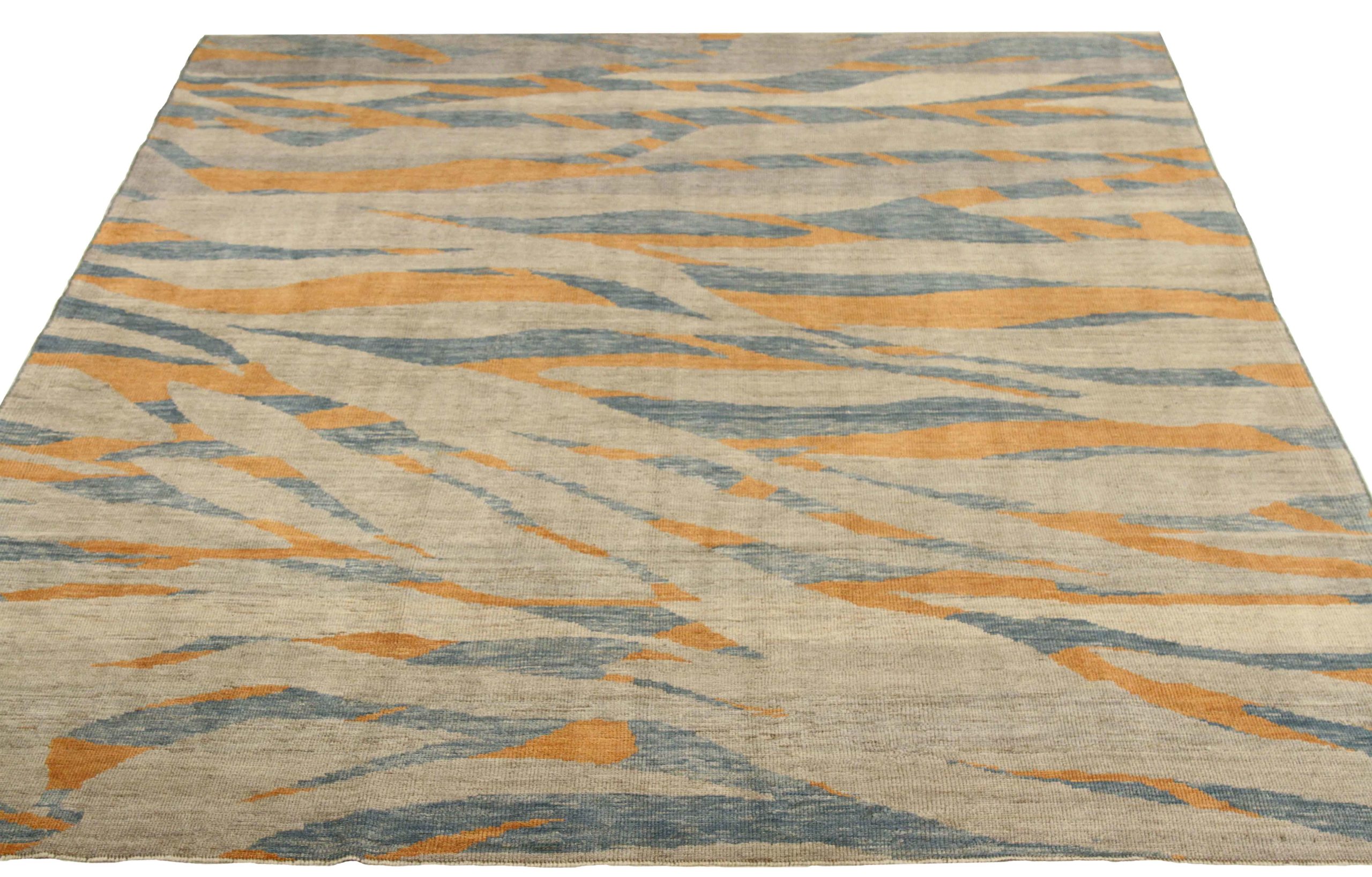 Thumbnail 7 for Persian Oushak Transitional Rug 66237