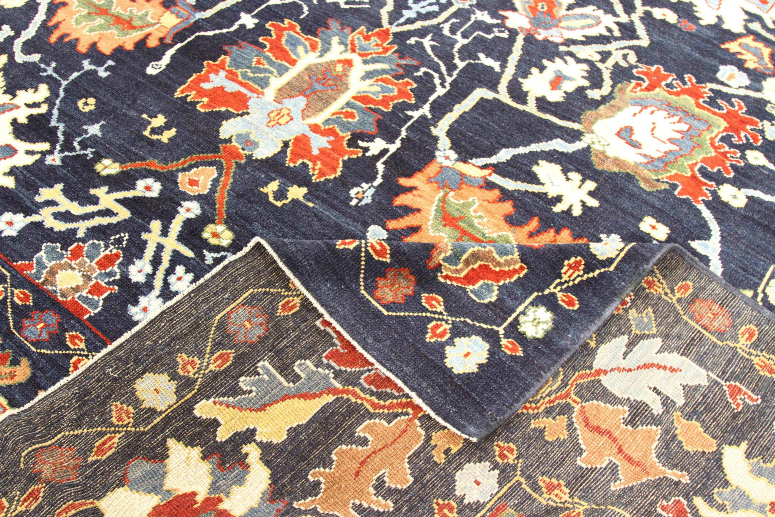 Thumbnail 4 for Persian Oushak Traditional Rug 66649