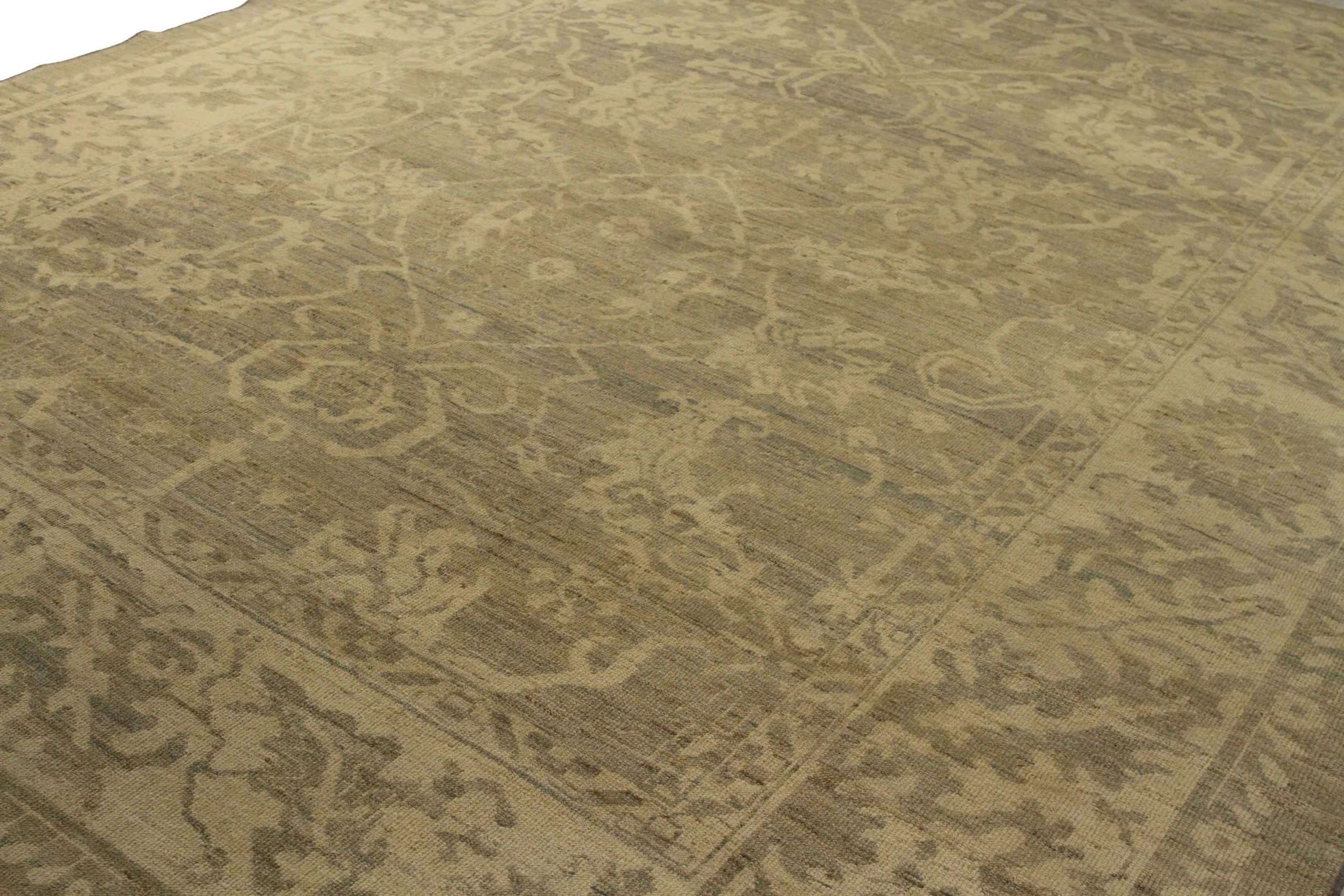 Thumbnail 8 for Persian Oushak Transitional Rug 67053