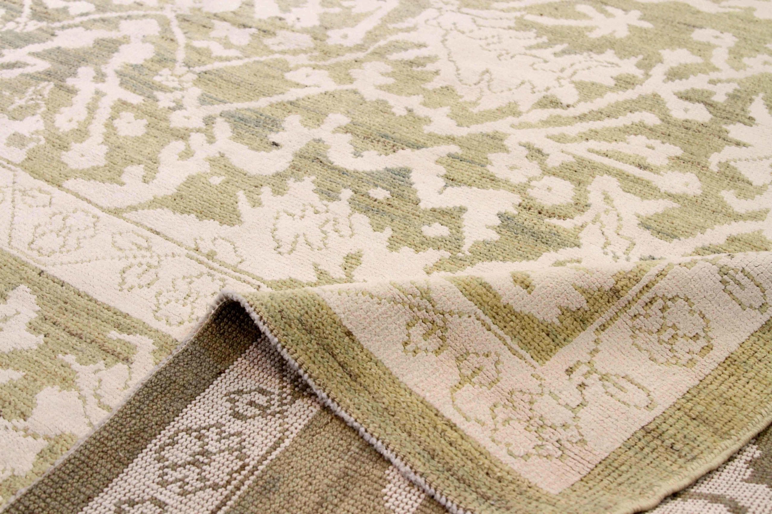 Thumbnail 13 for Persian Oushak Transitional Rug 67681