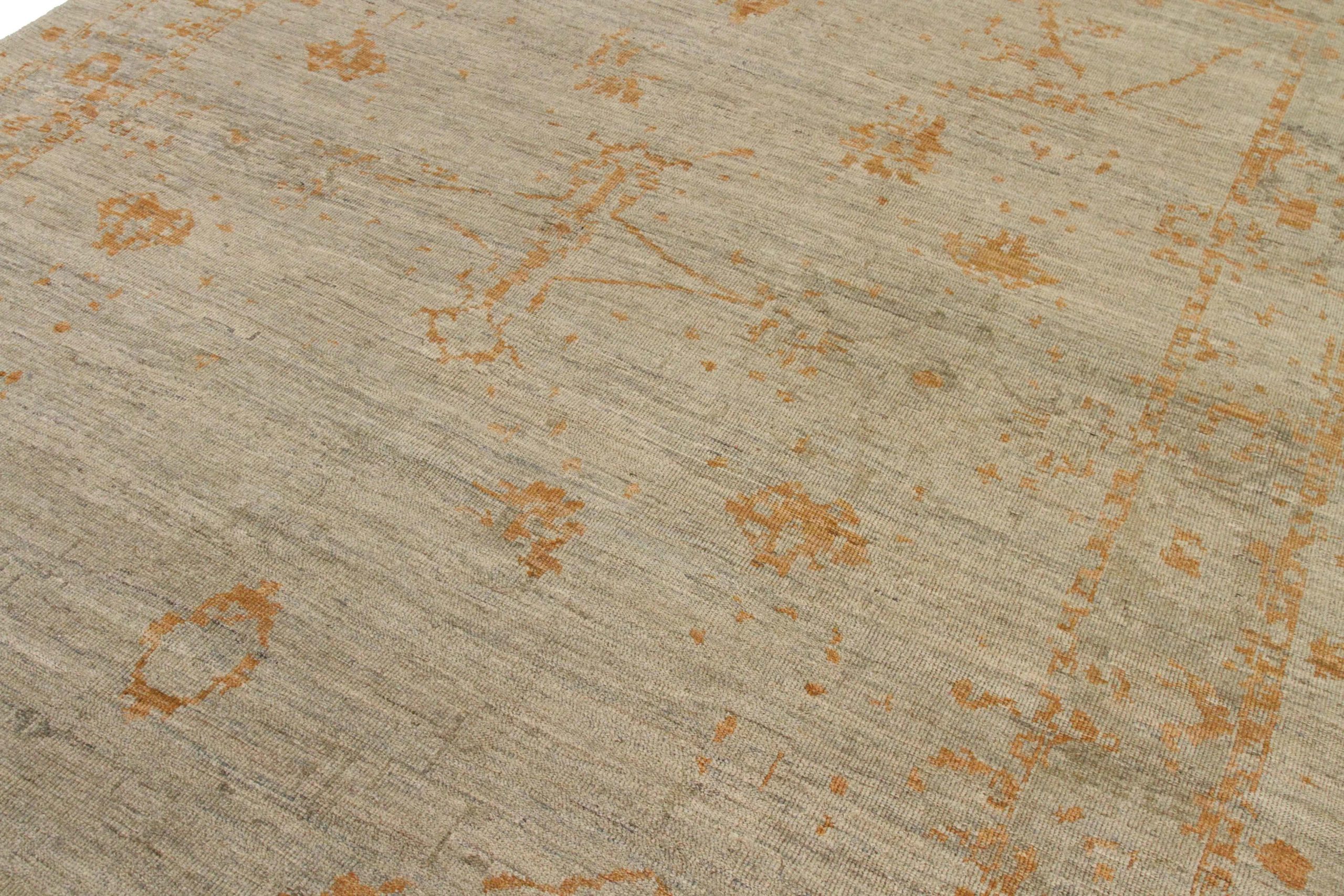 Thumbnail 7 for Persian Oushak Transitional Rug 67835