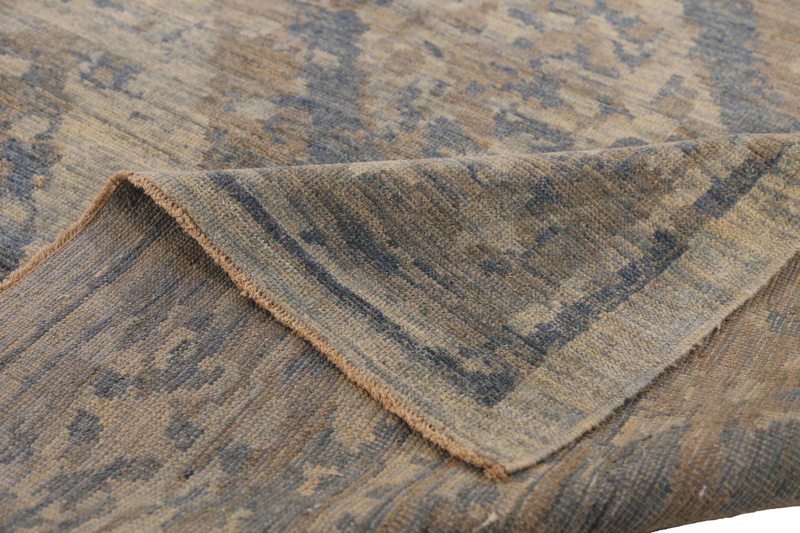 Thumbnail 13 for Persian Sultanabad Transitional Rug 68026