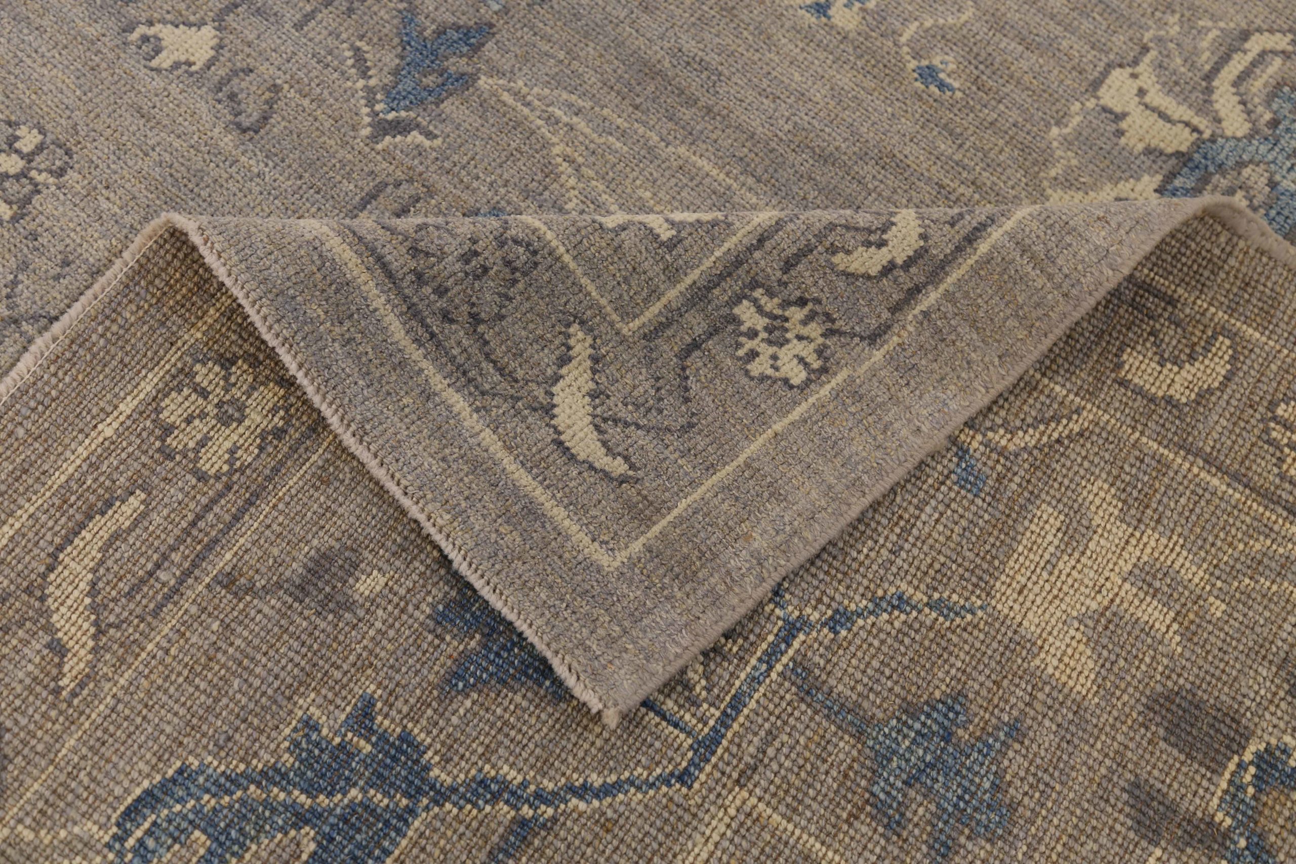 Thumbnail 5 for Persian Oushak Transitional Rug 68042