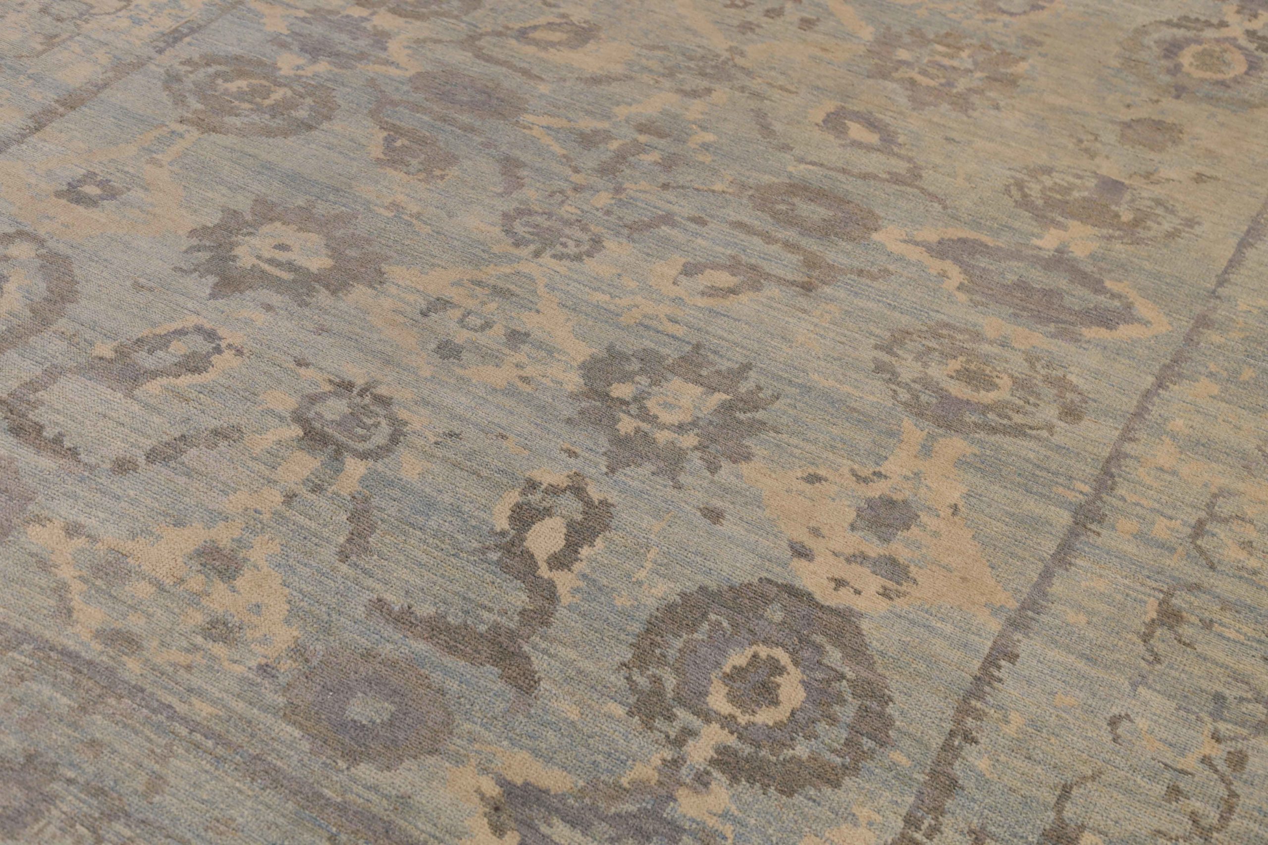 Thumbnail 8 for Persian Oushak Transitional Rug 68067