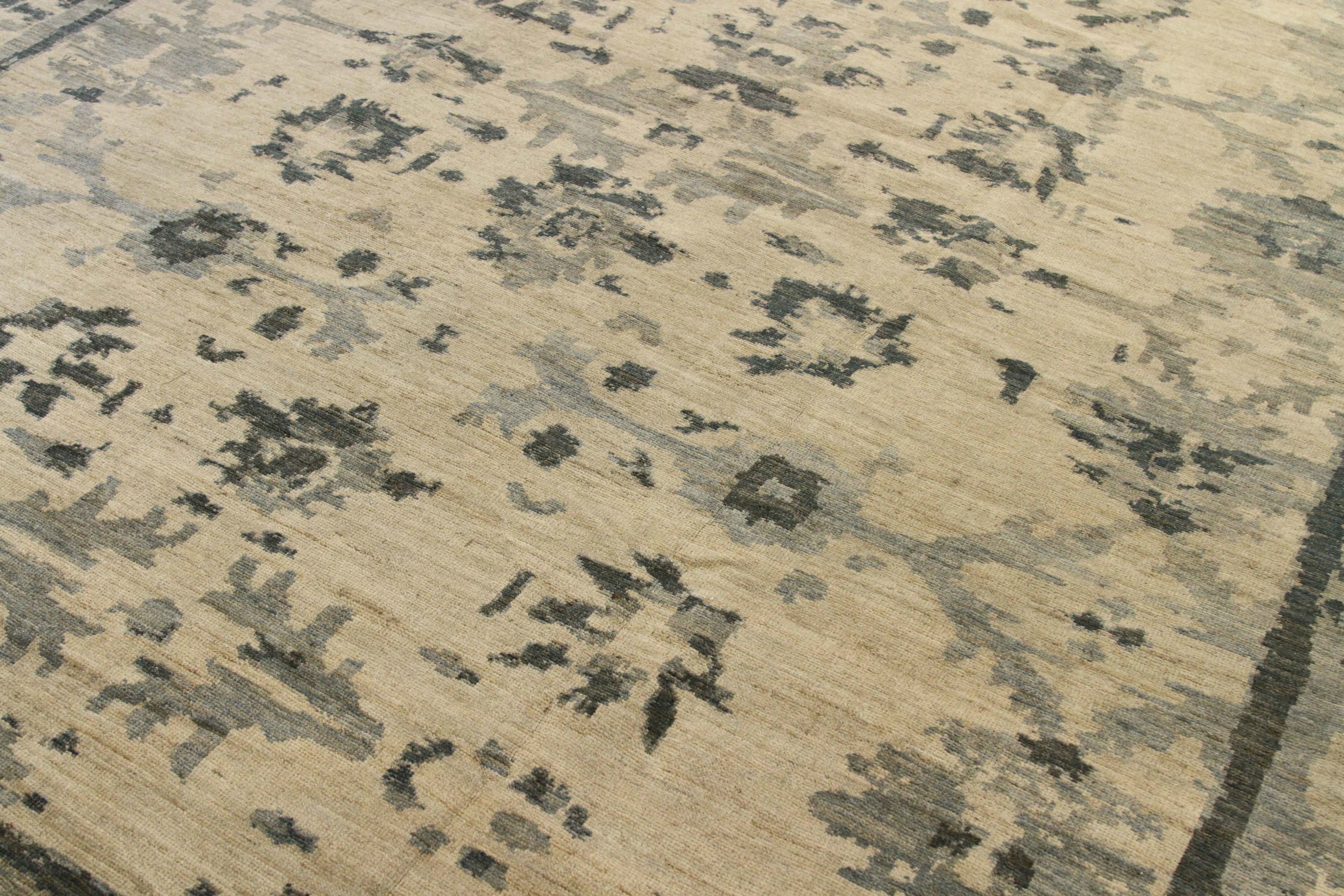 Thumbnail 4 for Persian Sultanabad Transitional Rug 68140