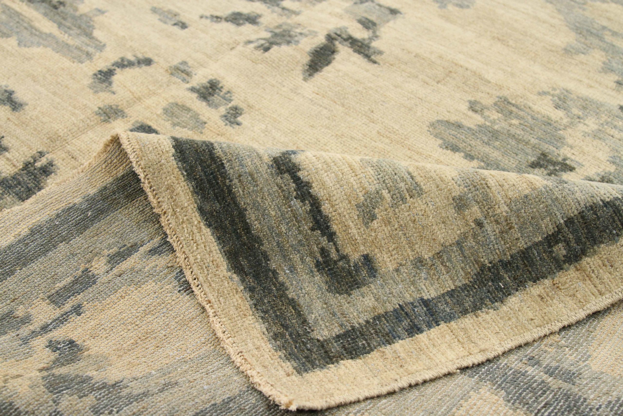 Thumbnail 7 for Persian Sultanabad Transitional Rug 68140