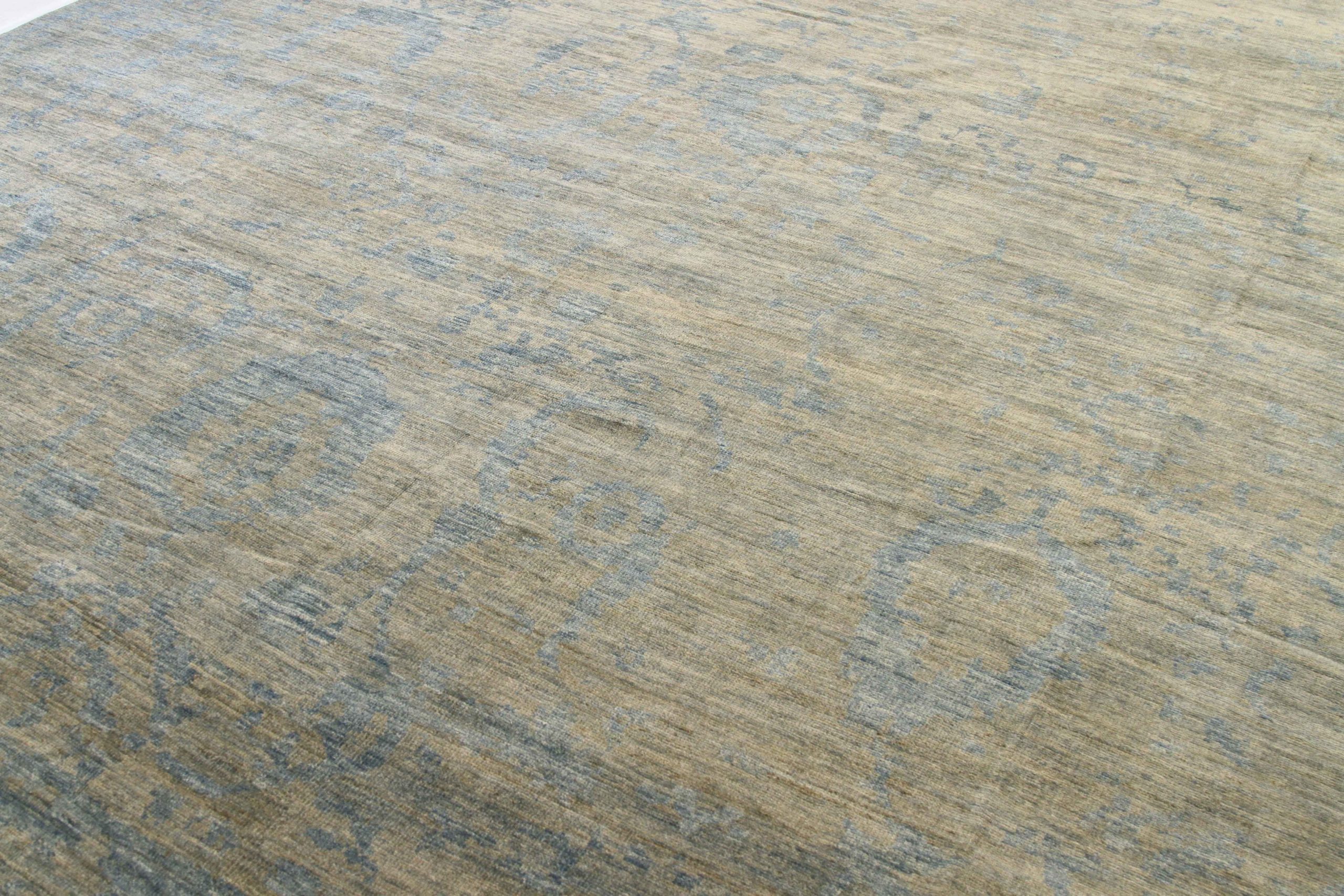 Thumbnail 5 for Persian Sultanabad Transitional Rug 68143