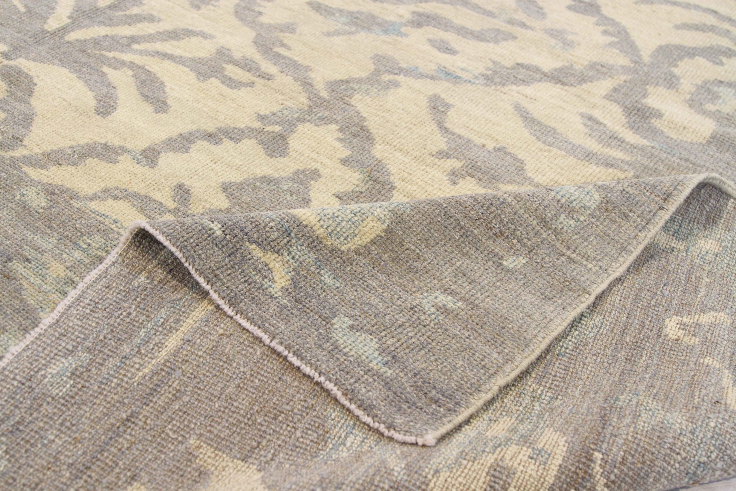 Thumbnail 7 for Persian Oushak Transitional Rug 68553