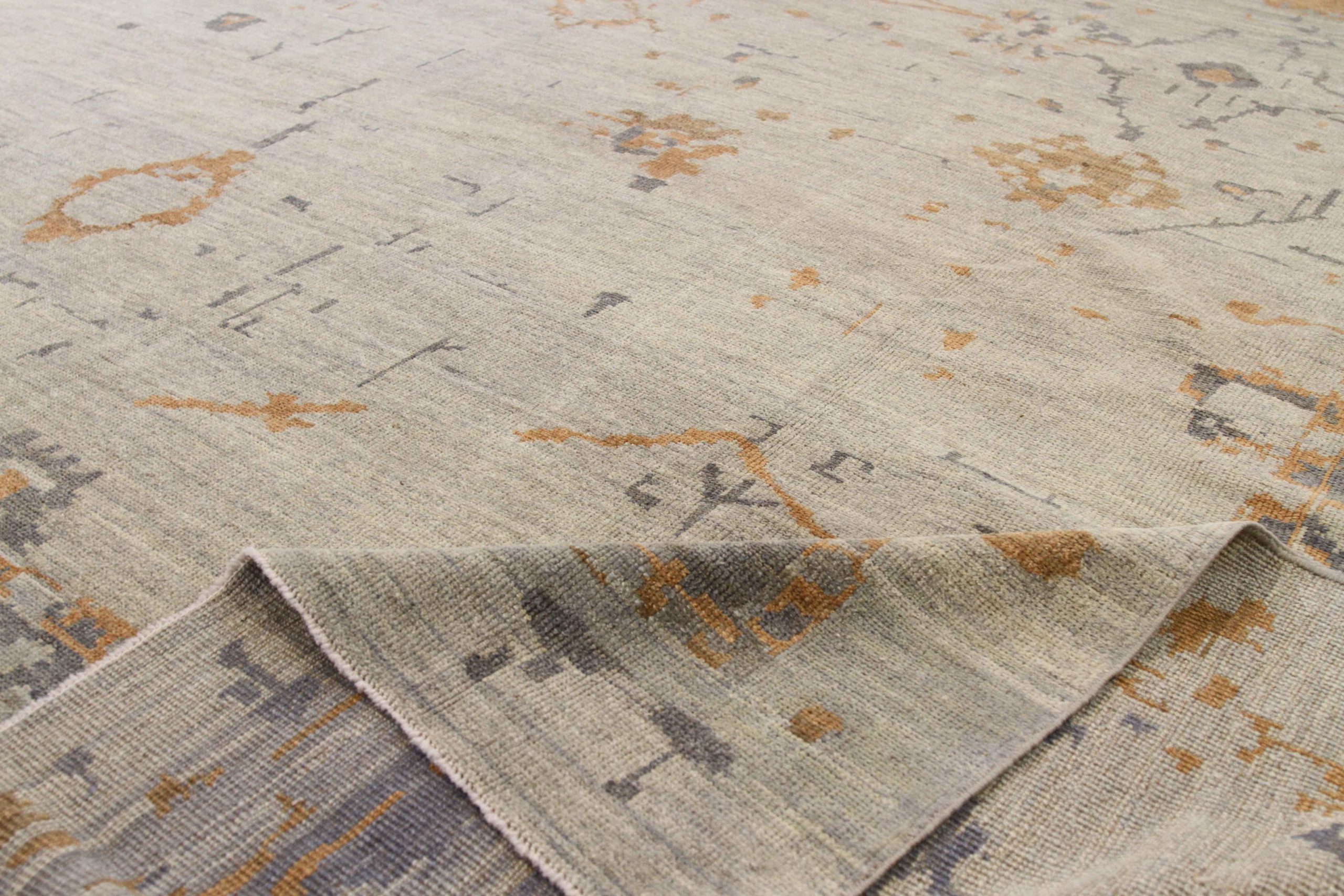 Thumbnail 7 for Persian Oushak Transitional Rug 68601