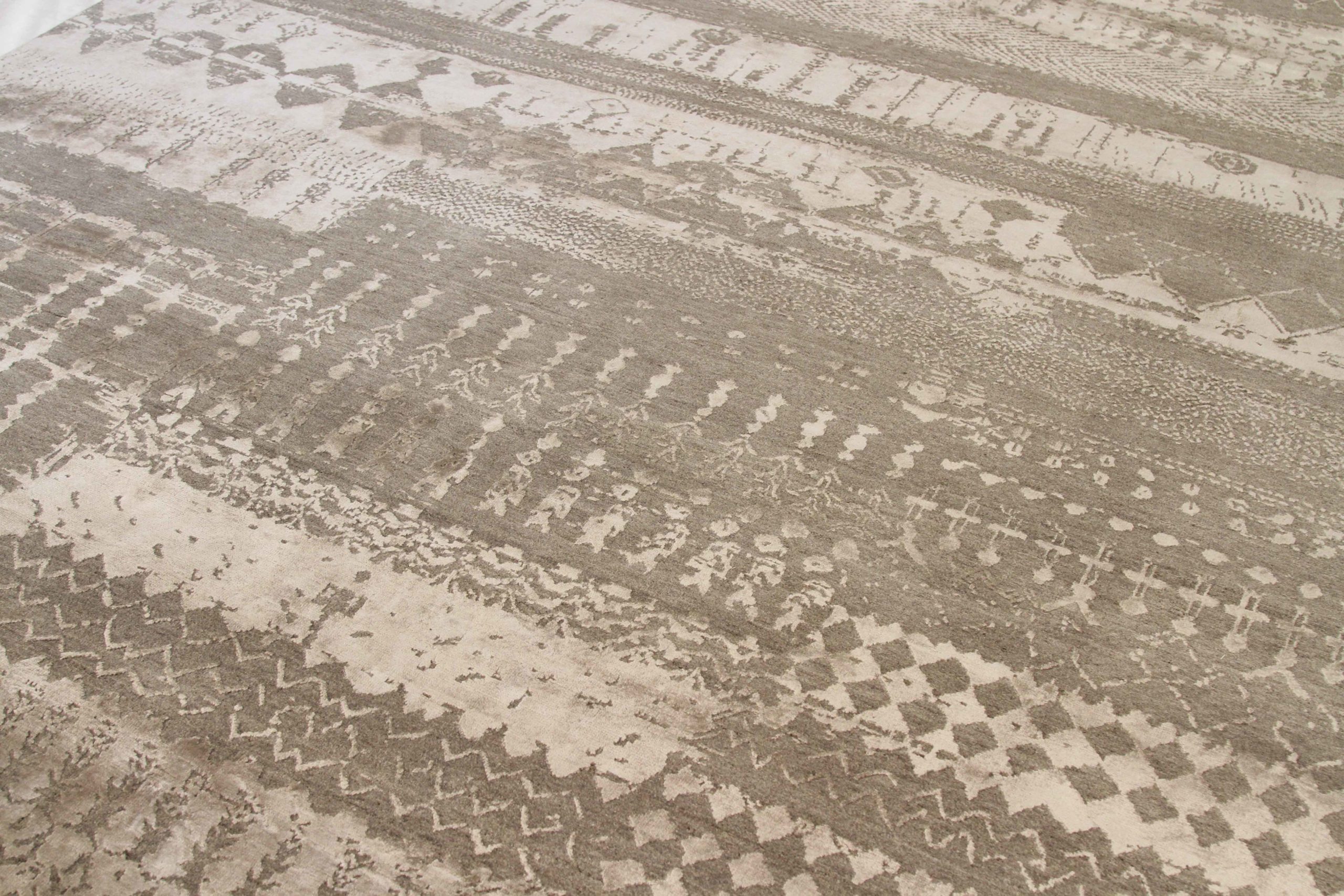 Thumbnail 6 for India Modern / Contemporary Rug 68660