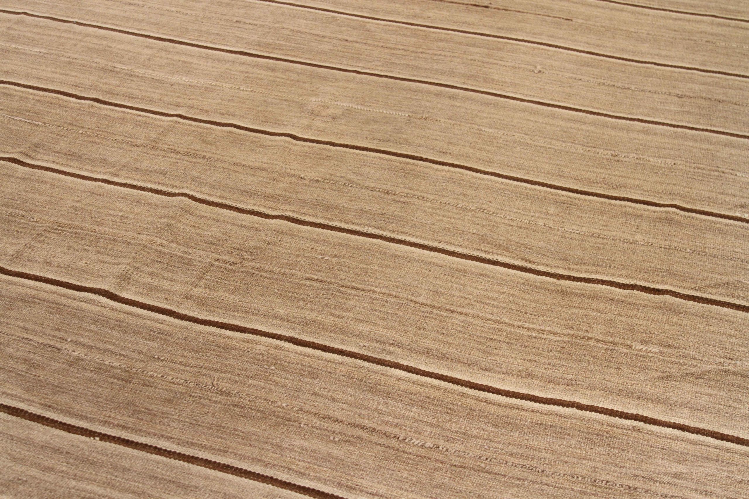 Thumbnail 7 for Persian Transitional Rug 69347