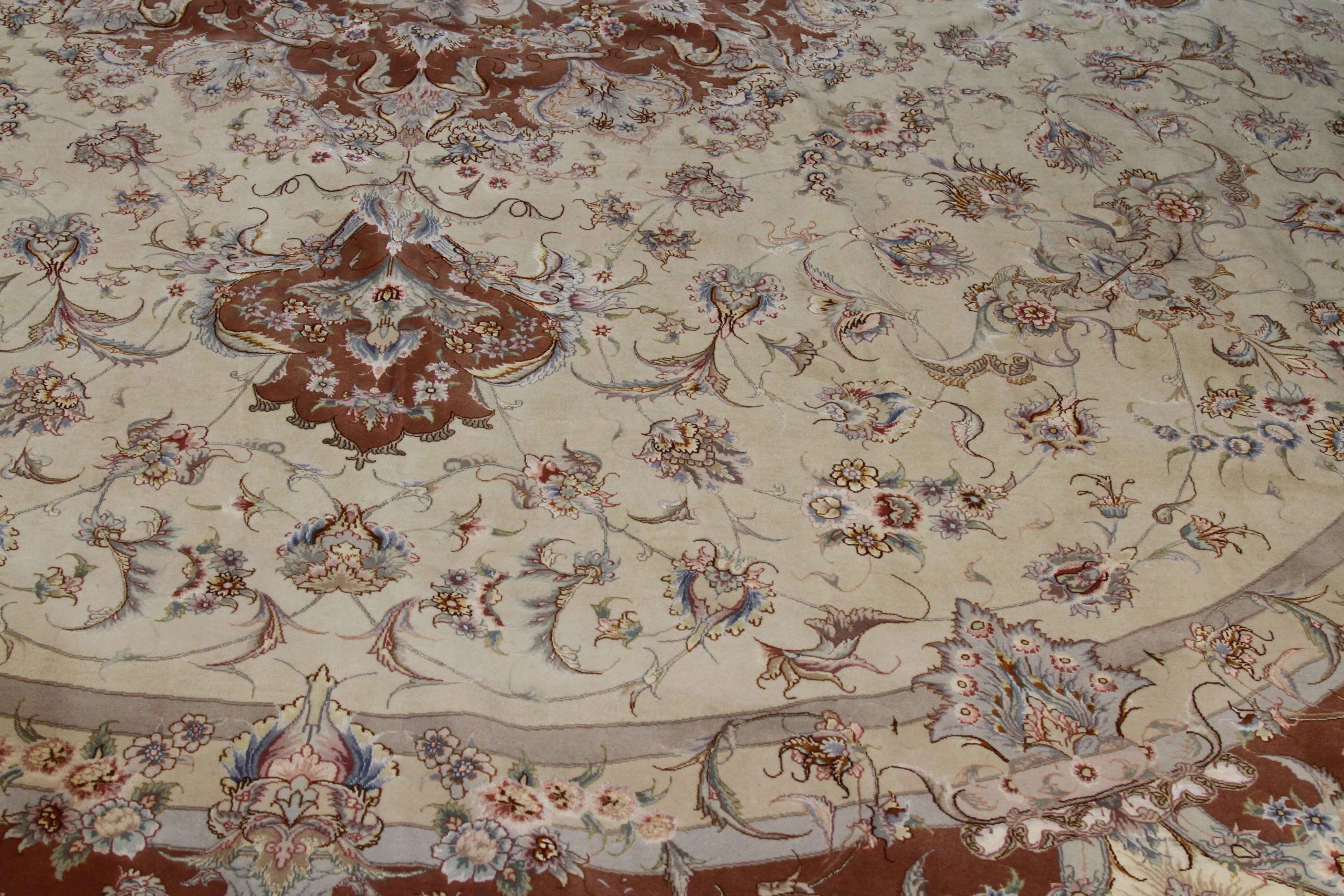 Thumbnail 12 for Persian Tabriz Traditional Rug 69539