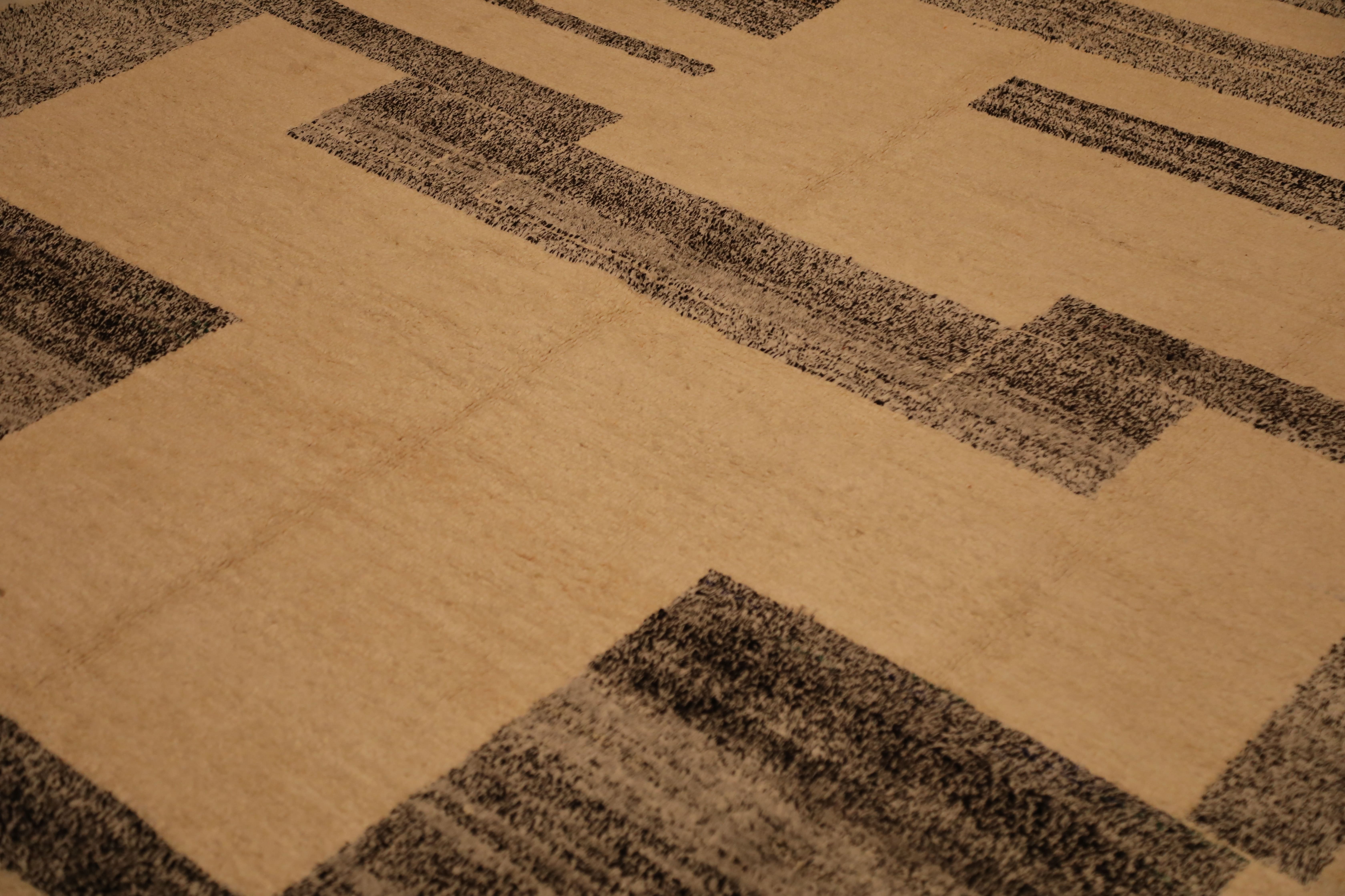 Thumbnail 3 for Turkey Moroccan Tribal Rug 93788