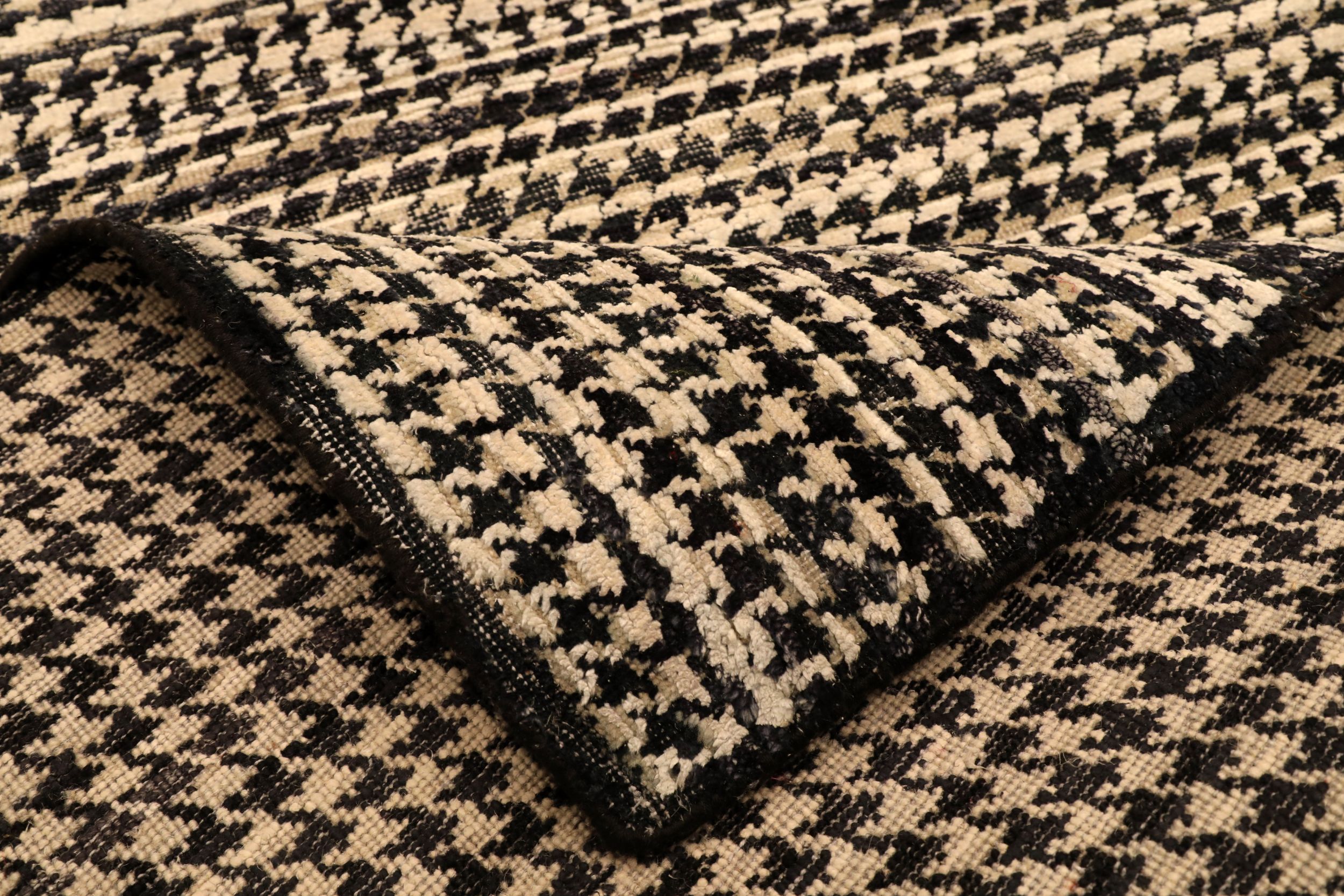 Thumbnail 5 for India Modern / Contemporary Rug 94053