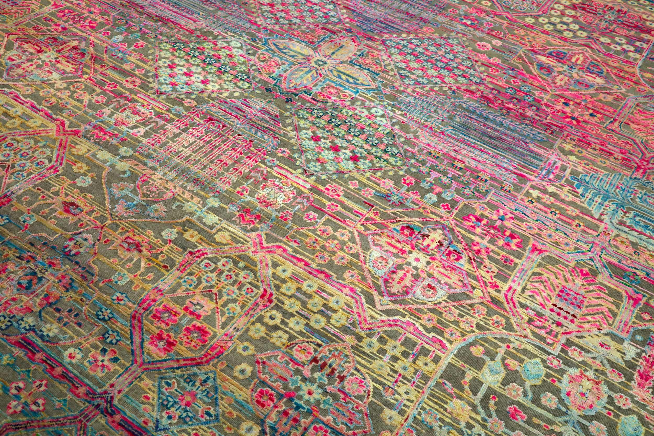 Thumbnail 5 for India Sari Silk Modern / Contemporary Rug 94125