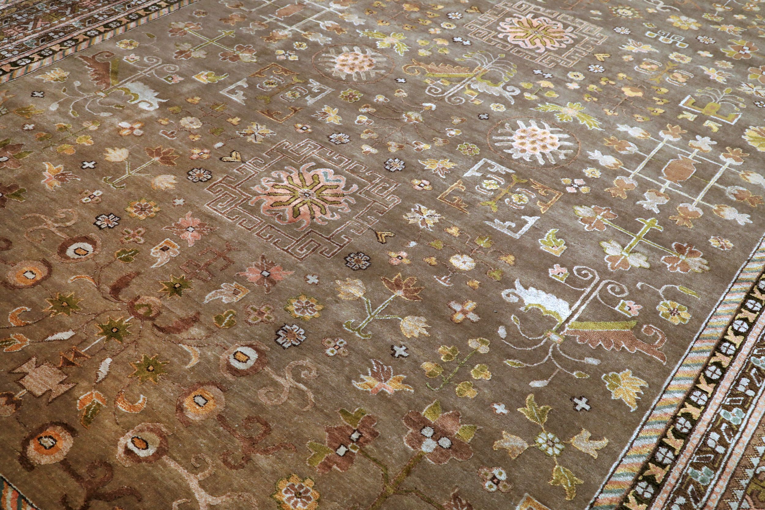 Thumbnail 4 for India Khotan Modern / Contemporary Rug 94184