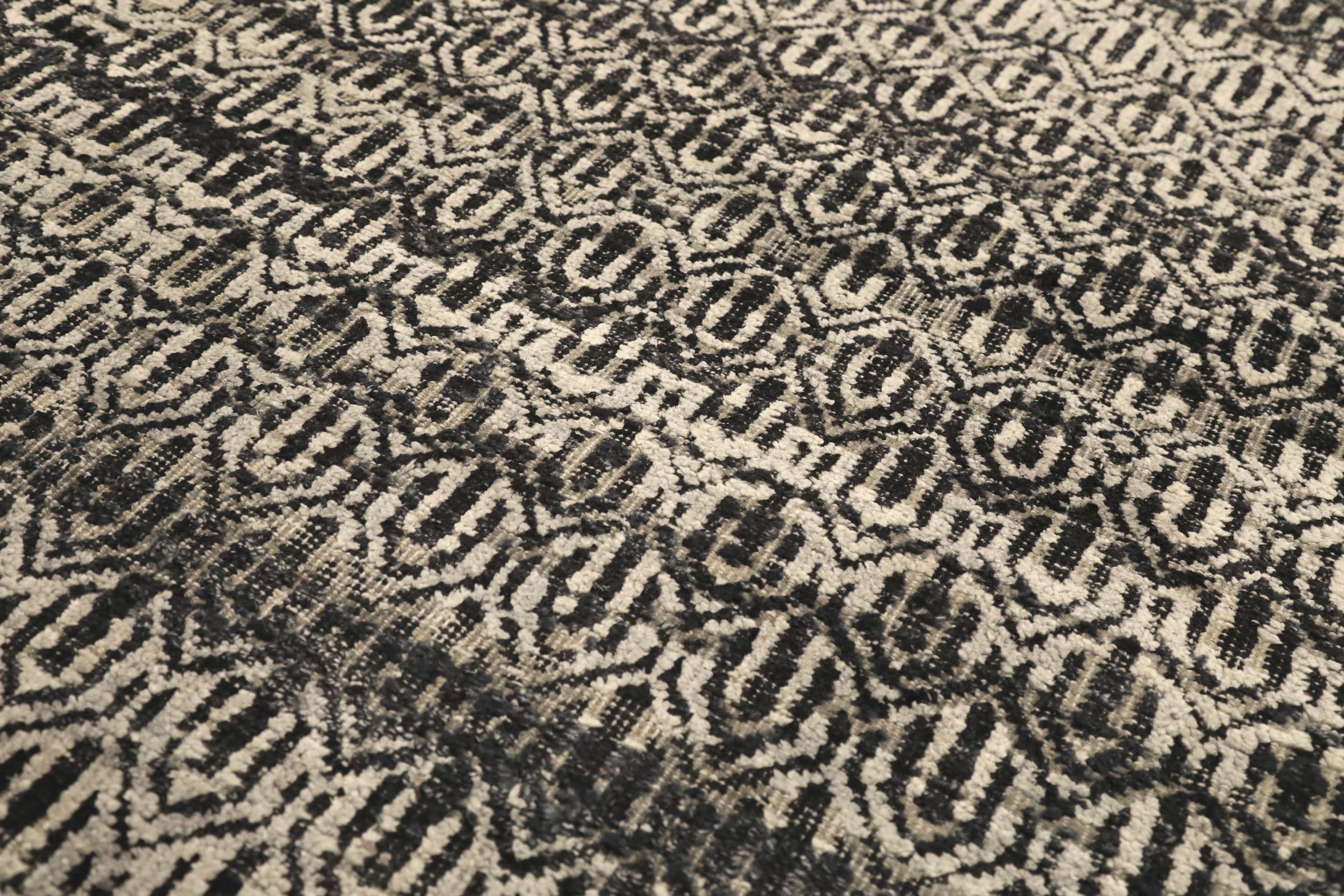 Thumbnail 8 for India Modern / Contemporary Rug 94188