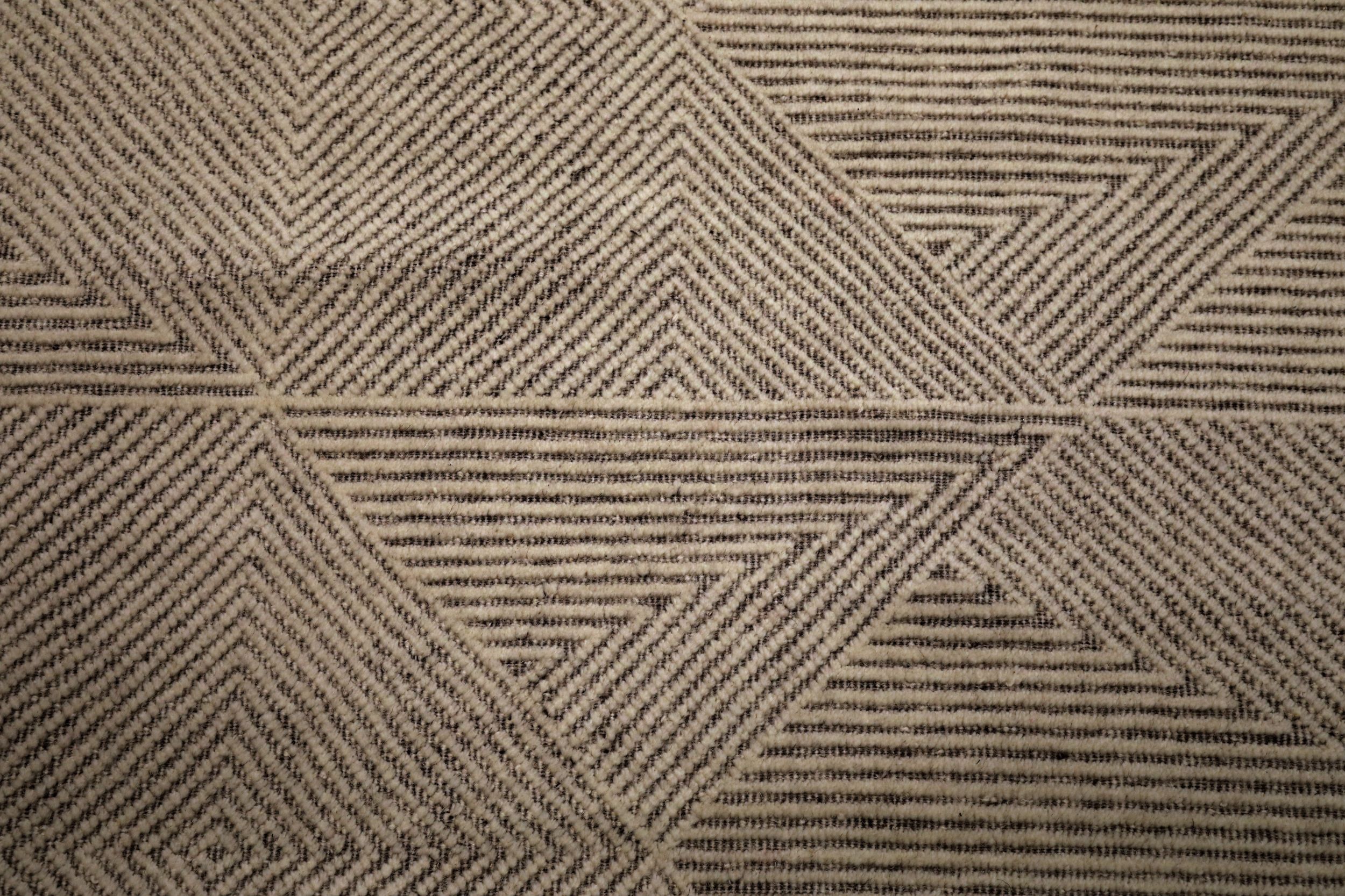 Thumbnail 6 for India Moroccan Modern / Contemporary Rug 94227