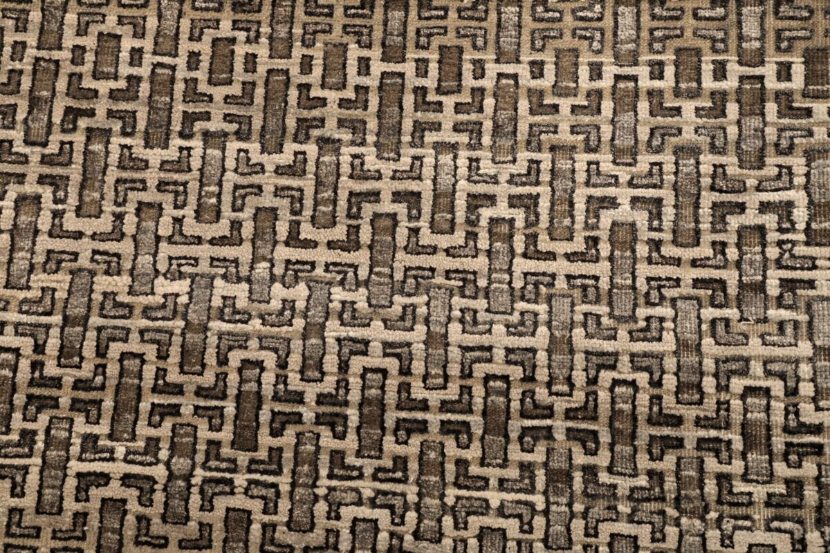 Thumbnail 15 for India Modern / Contemporary Rug 94272