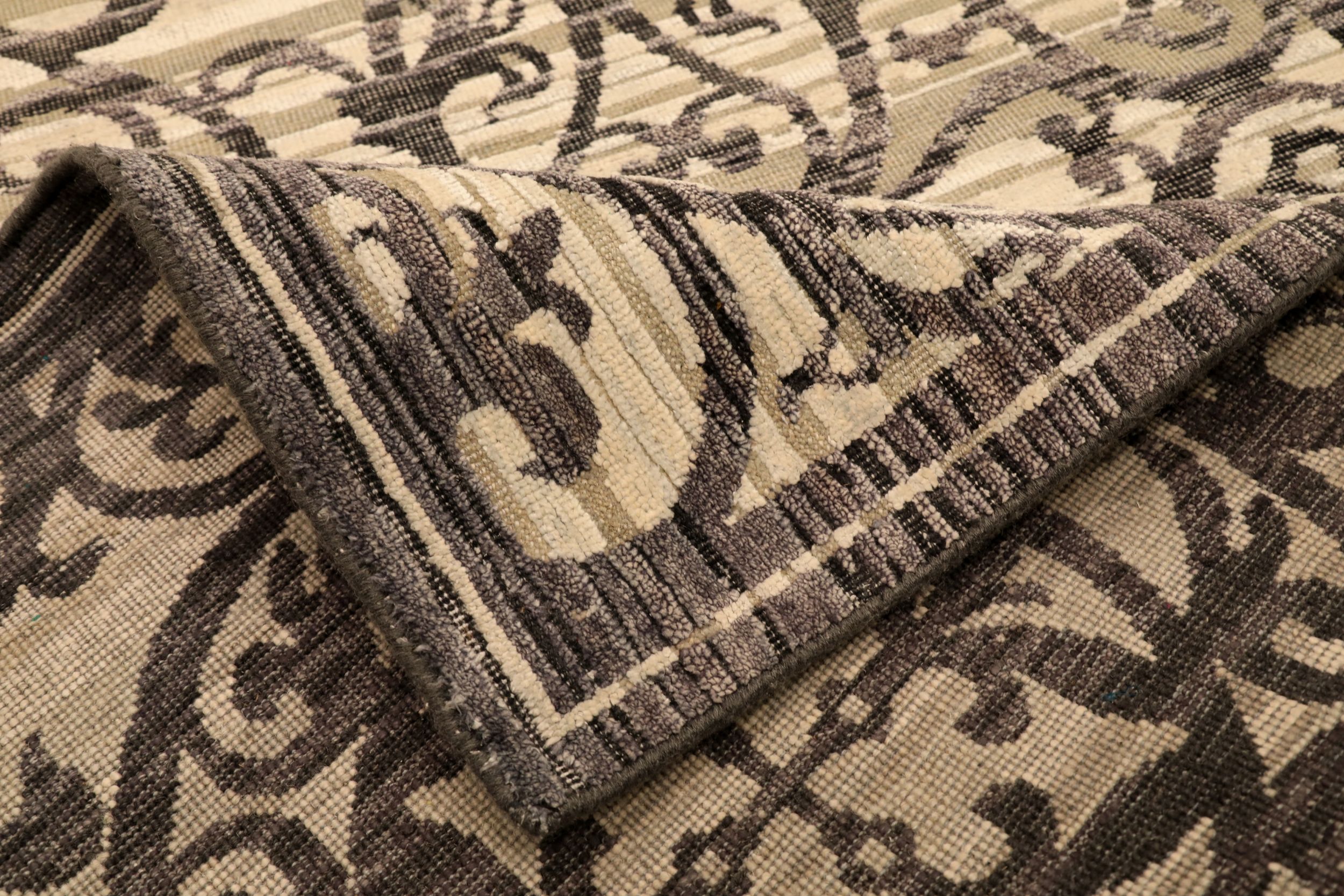 Thumbnail 8 for India Modern / Contemporary Rug 94273