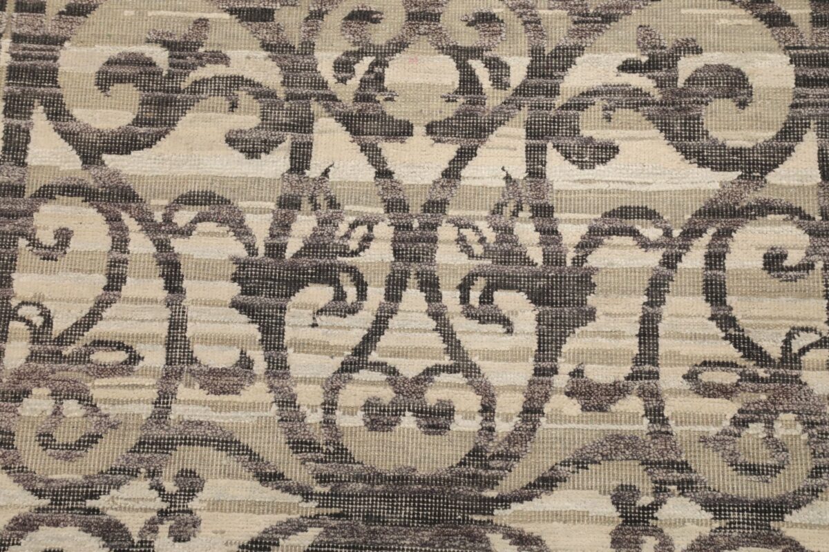 Thumbnail 14 for India Modern / Contemporary Rug 94273
