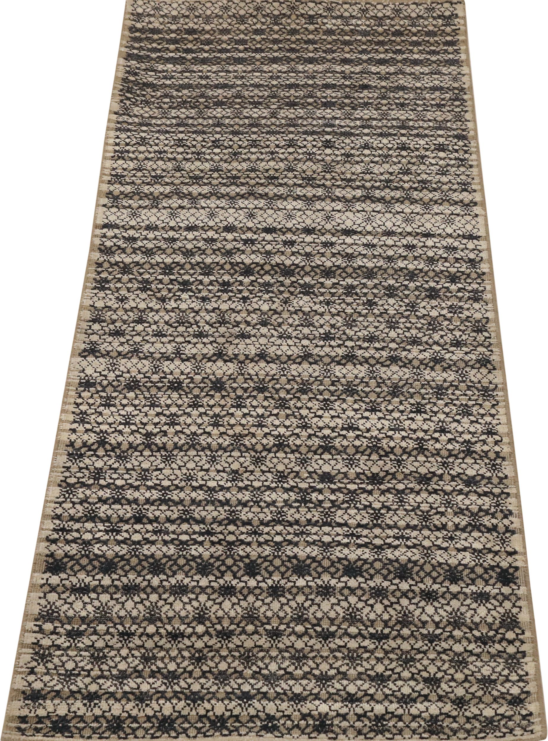 Thumbnail 4 for India Modern / Contemporary Rug 94277